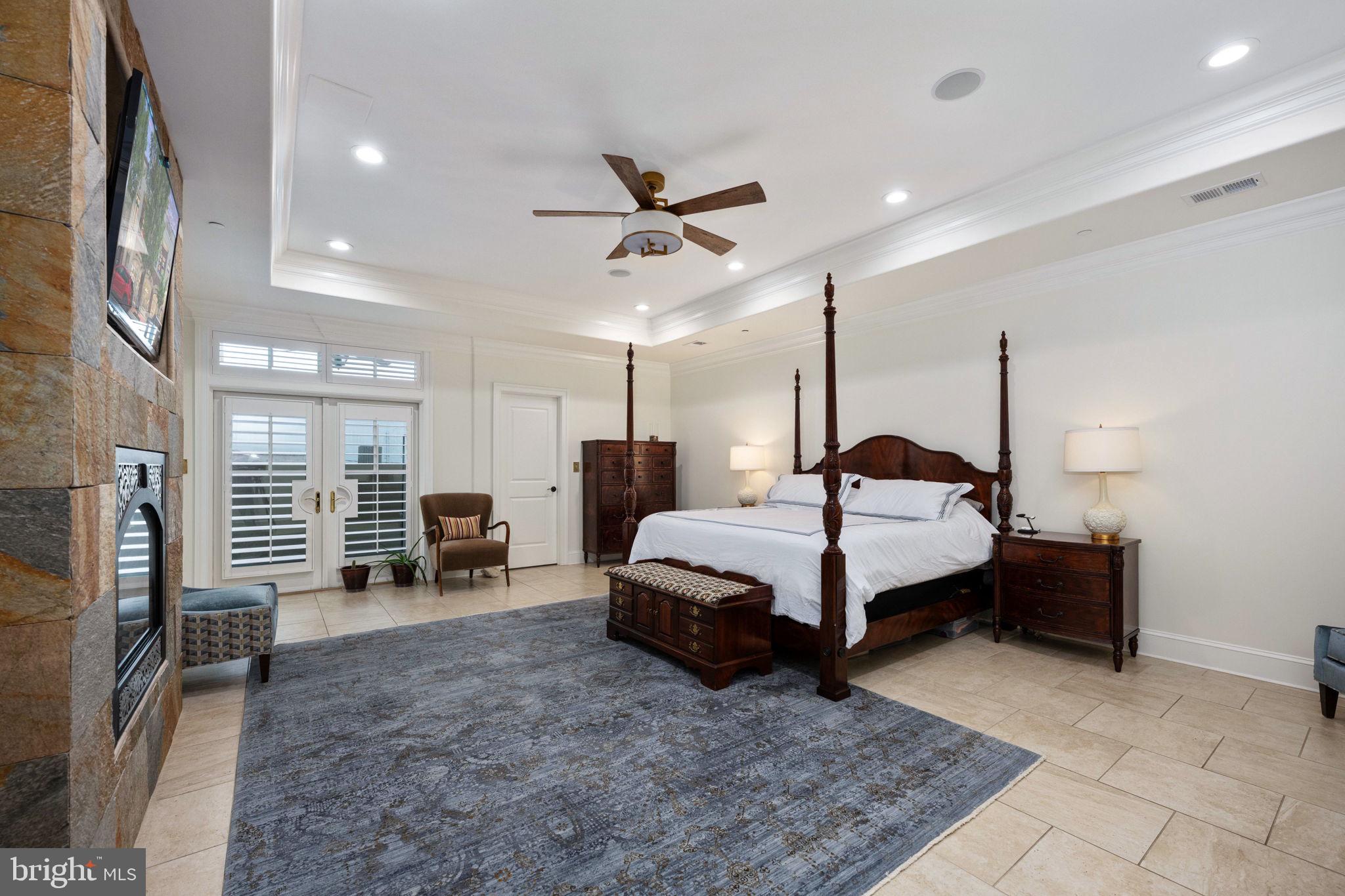 DOWNTOWN FREDERICKSBURG - Residential