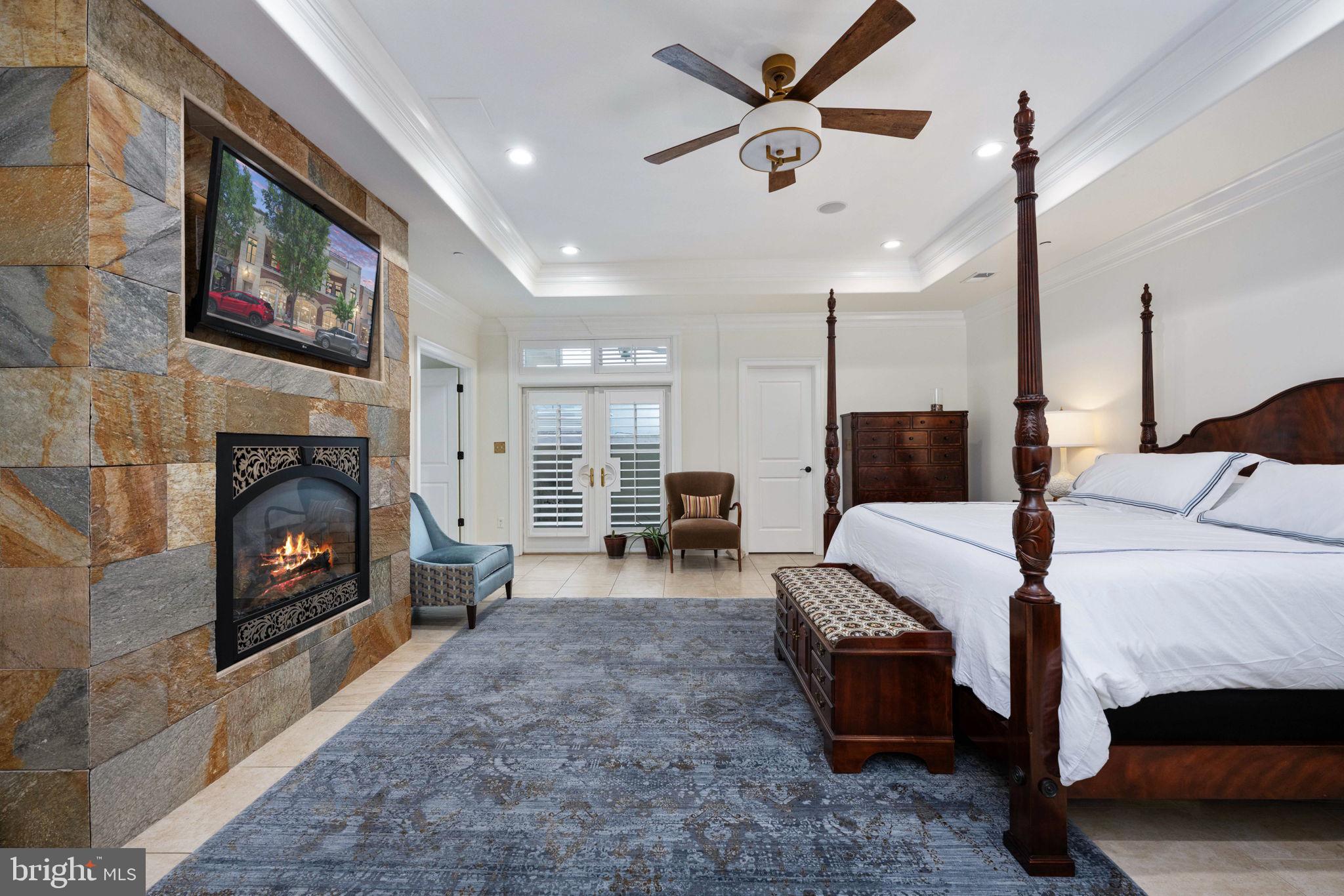 DOWNTOWN FREDERICKSBURG - Residential