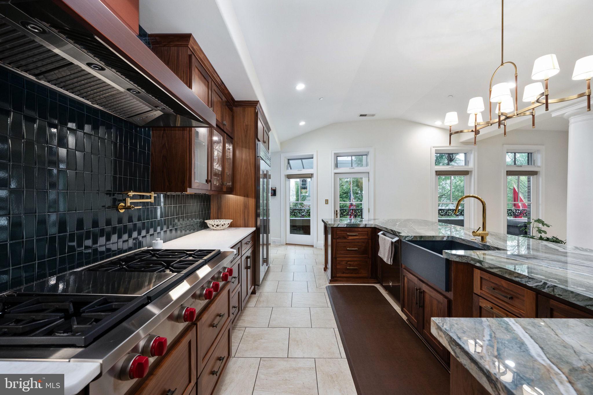 DOWNTOWN FREDERICKSBURG - Residential