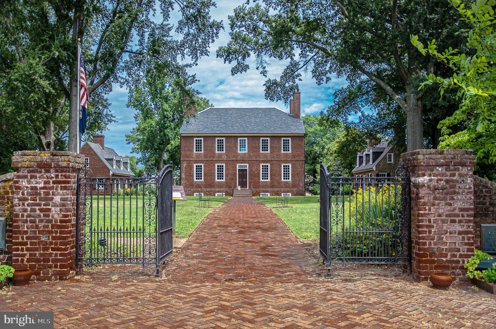 DOWNTOWN FREDERICKSBURG - Residential