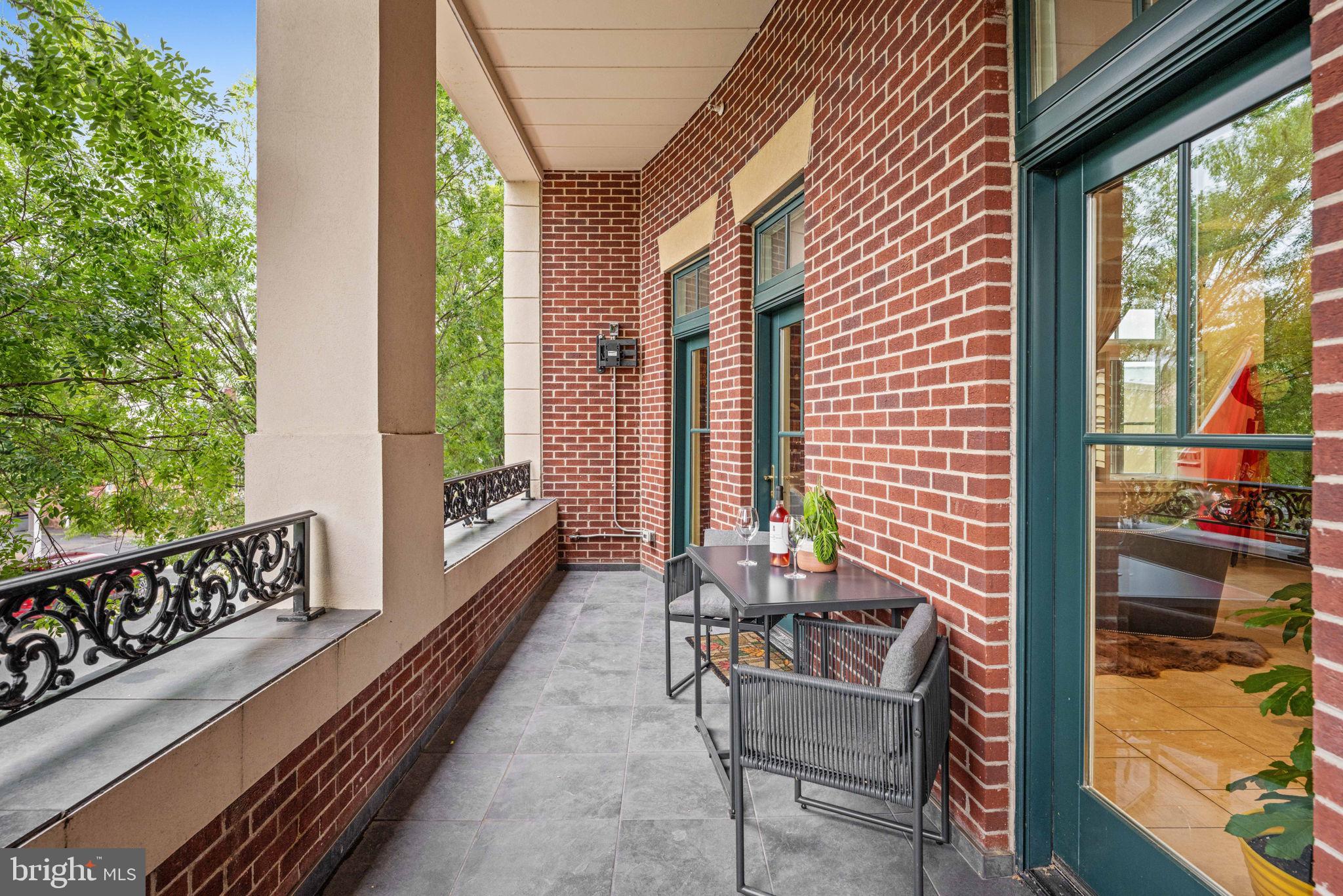 DOWNTOWN FREDERICKSBURG - Residential