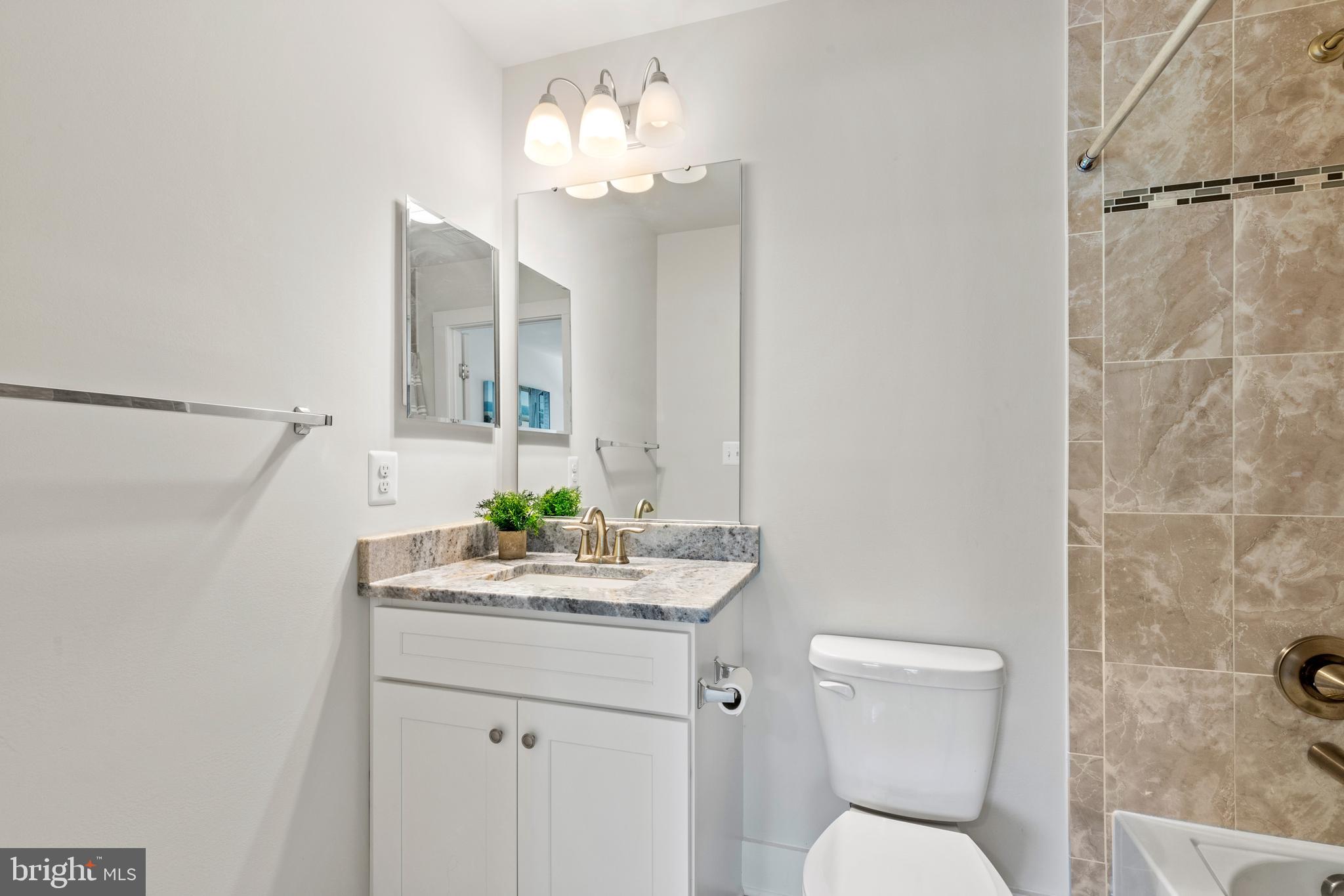 NEW DEALE BEACH - Residential