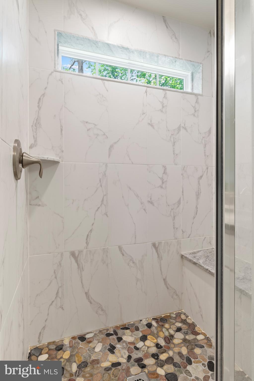 NEW DEALE BEACH - Residential