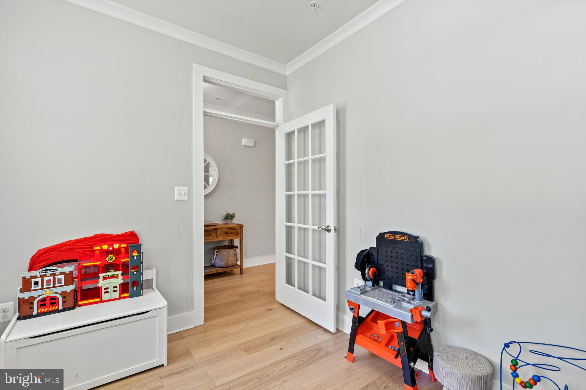 NEW DEALE BEACH - Residential