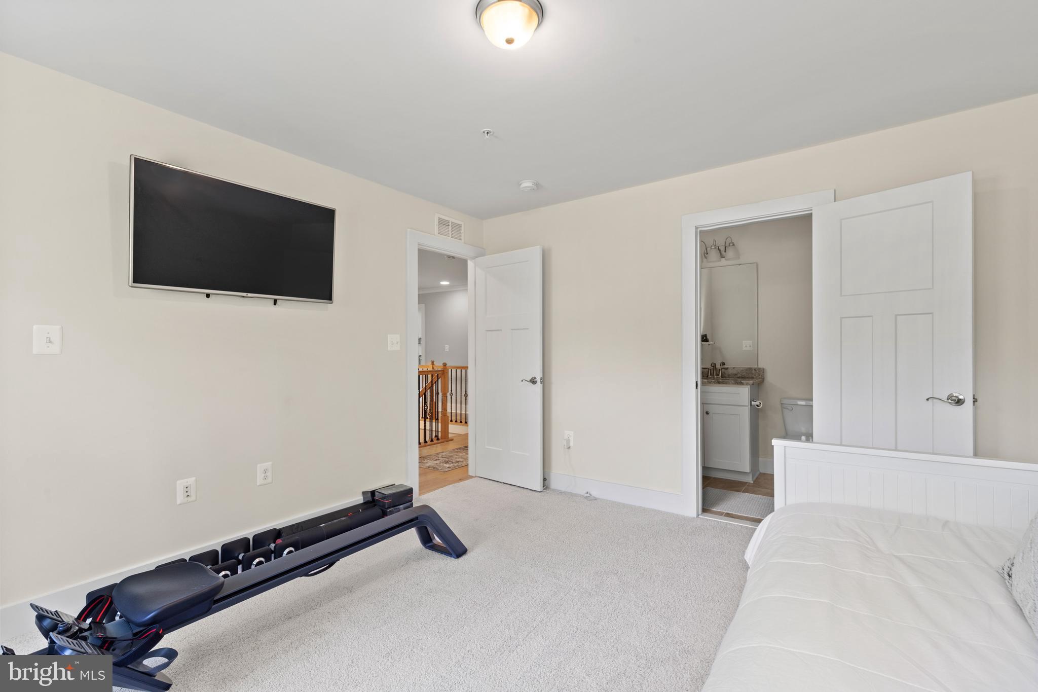 NEW DEALE BEACH - Residential