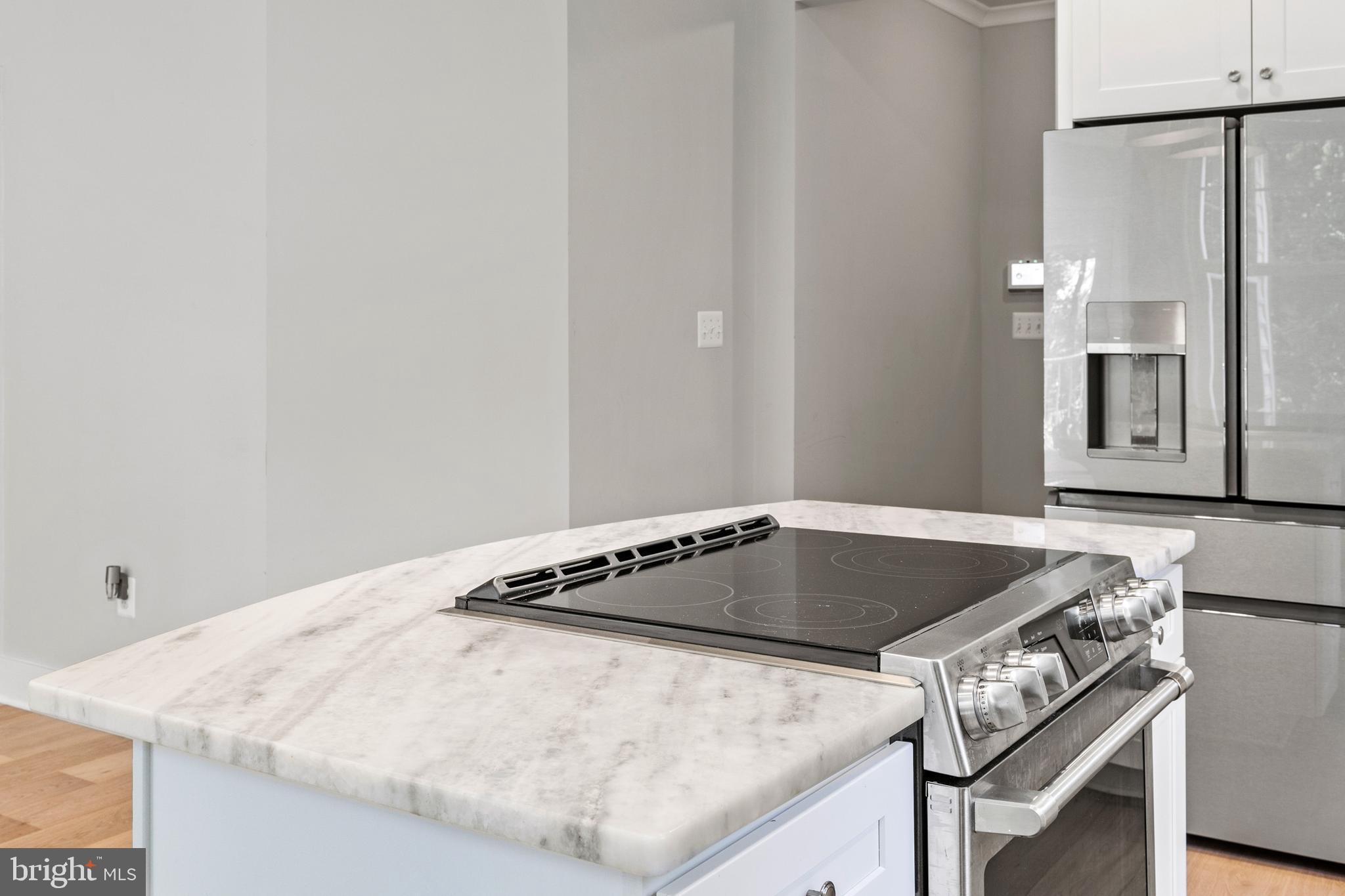 NEW DEALE BEACH - Residential