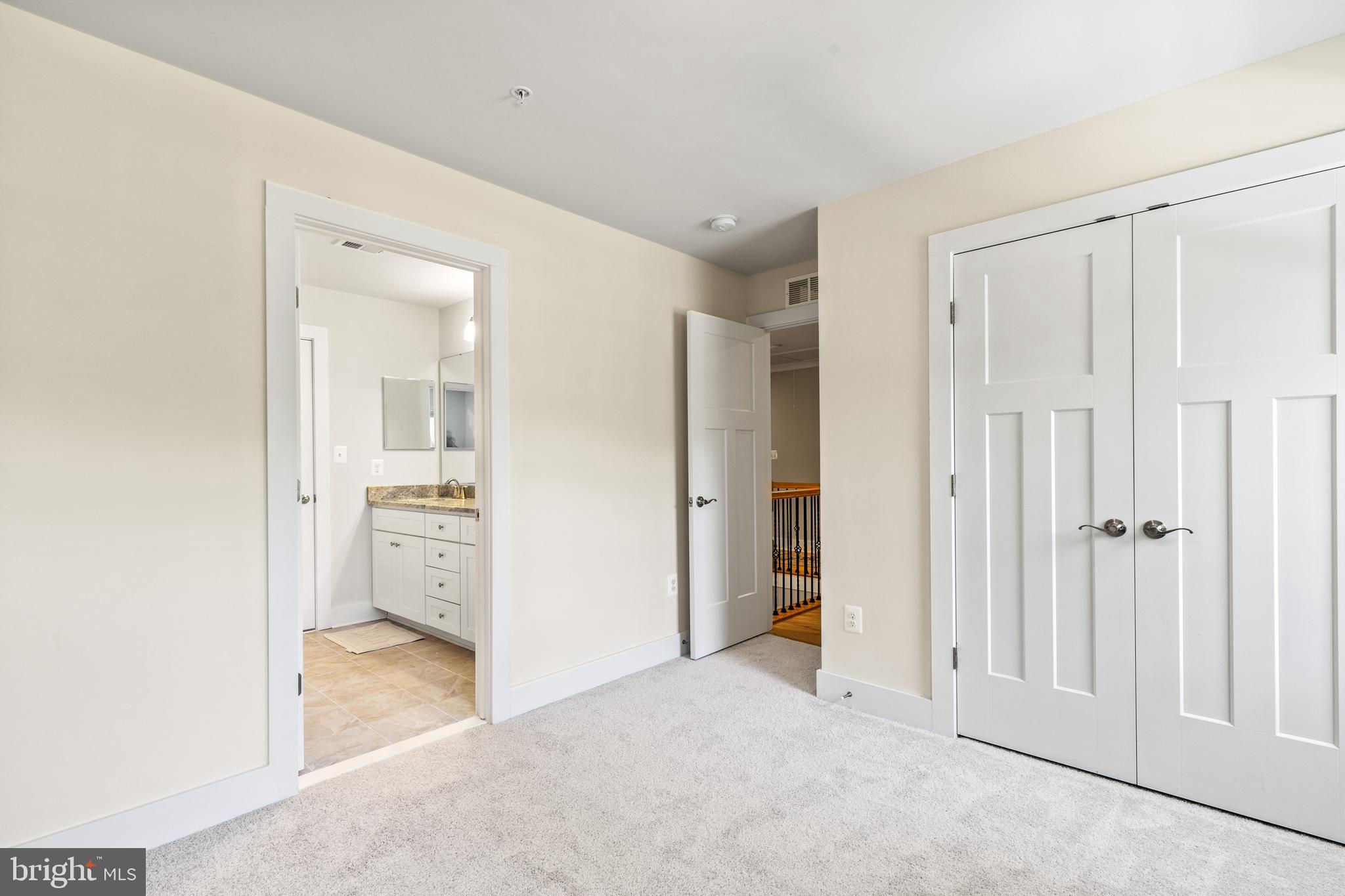 NEW DEALE BEACH - Residential