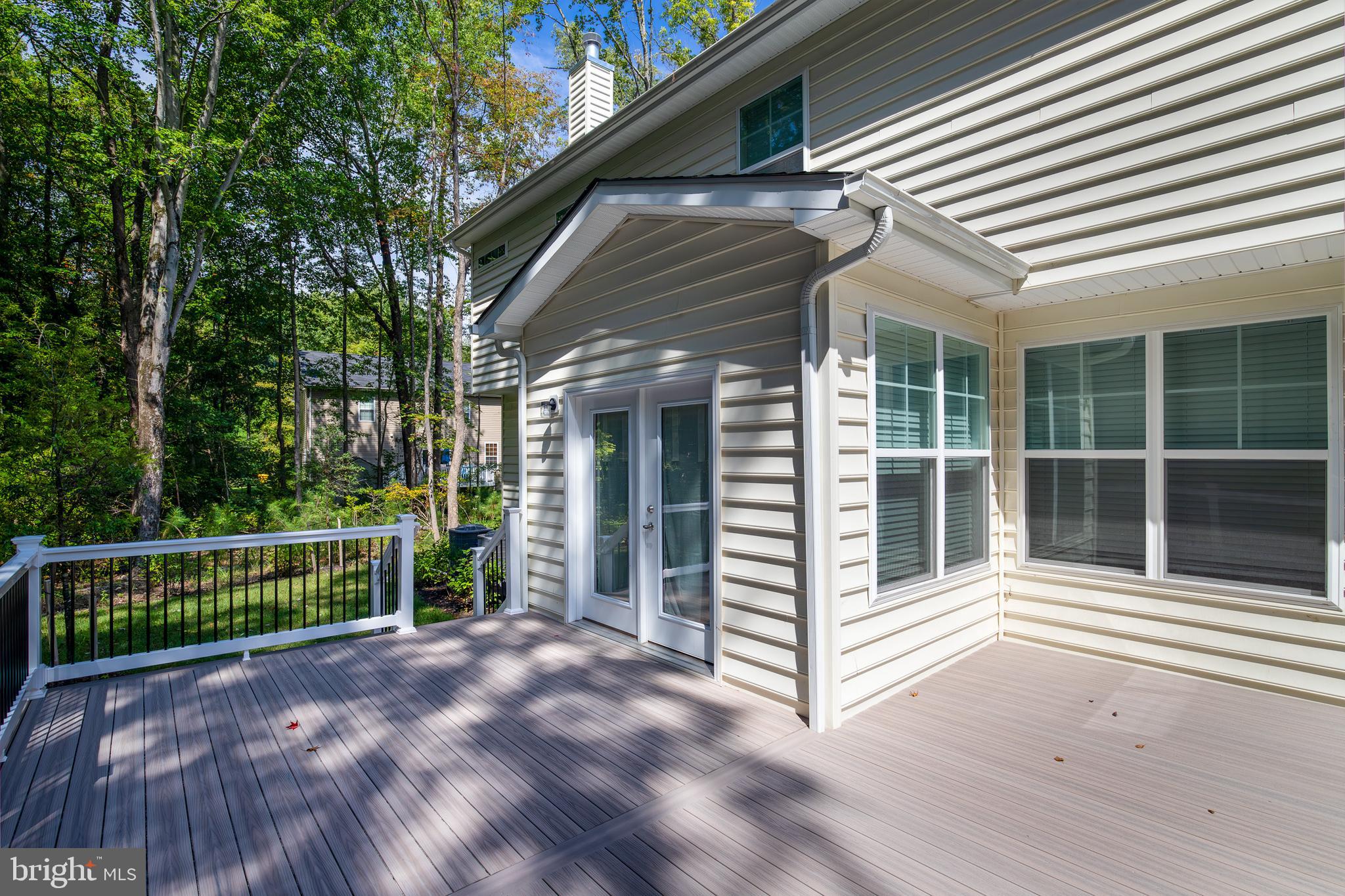 NEW DEALE BEACH - Residential