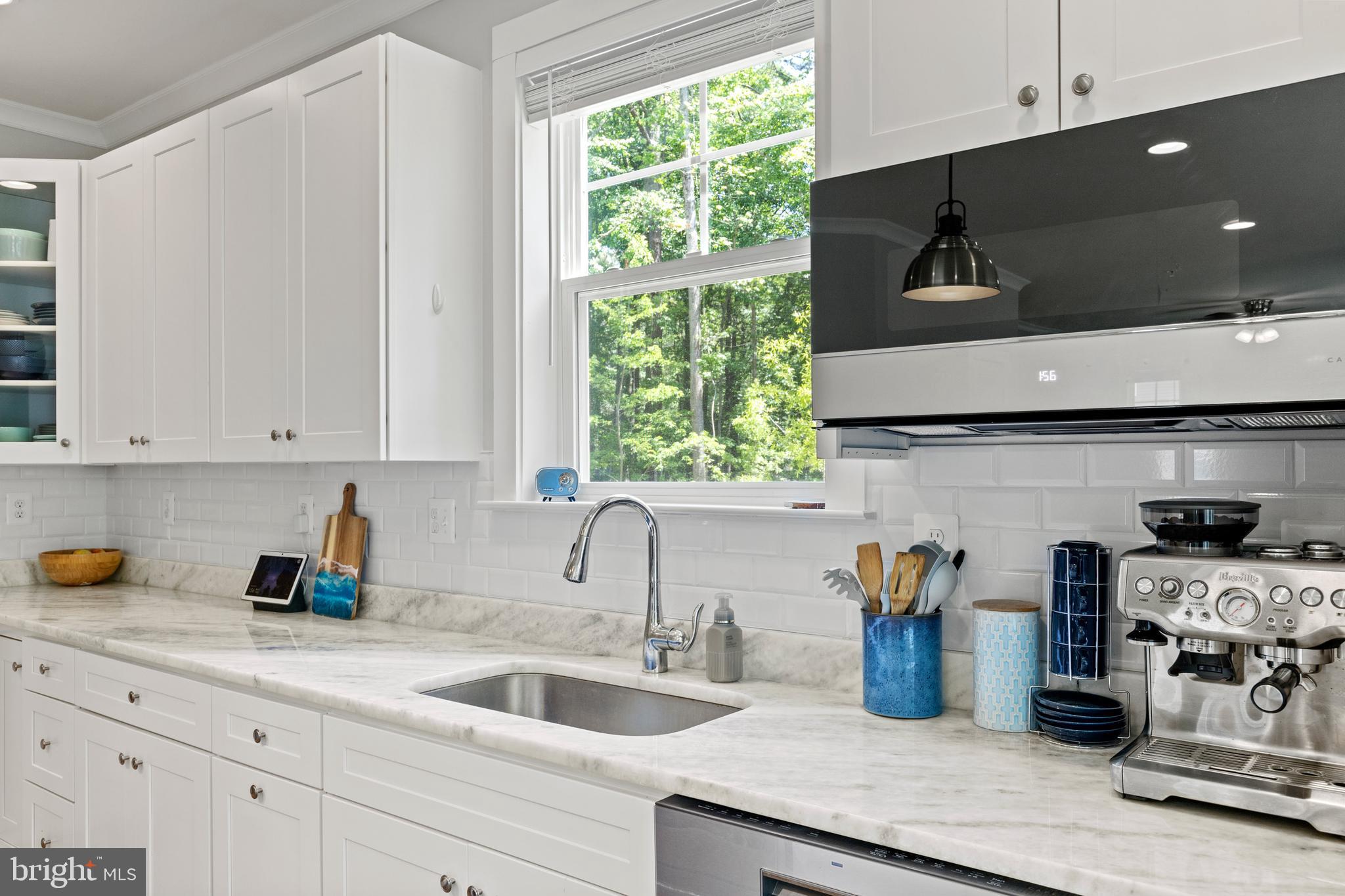 NEW DEALE BEACH - Residential