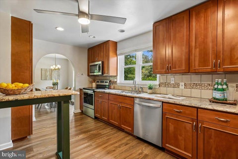 Homes For Sale - 10123 Capitol View Avenue<br/> SILVER SPRING, MD 20910