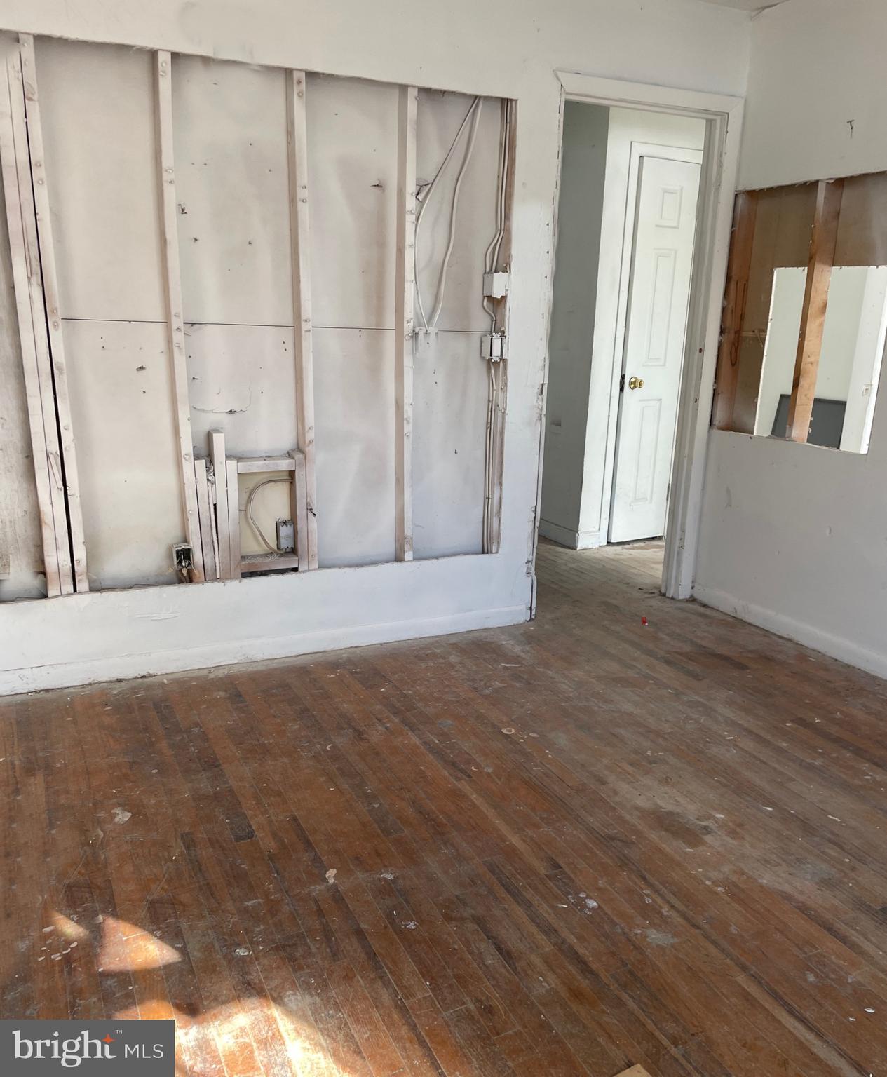 CEDAR LANE - Residential