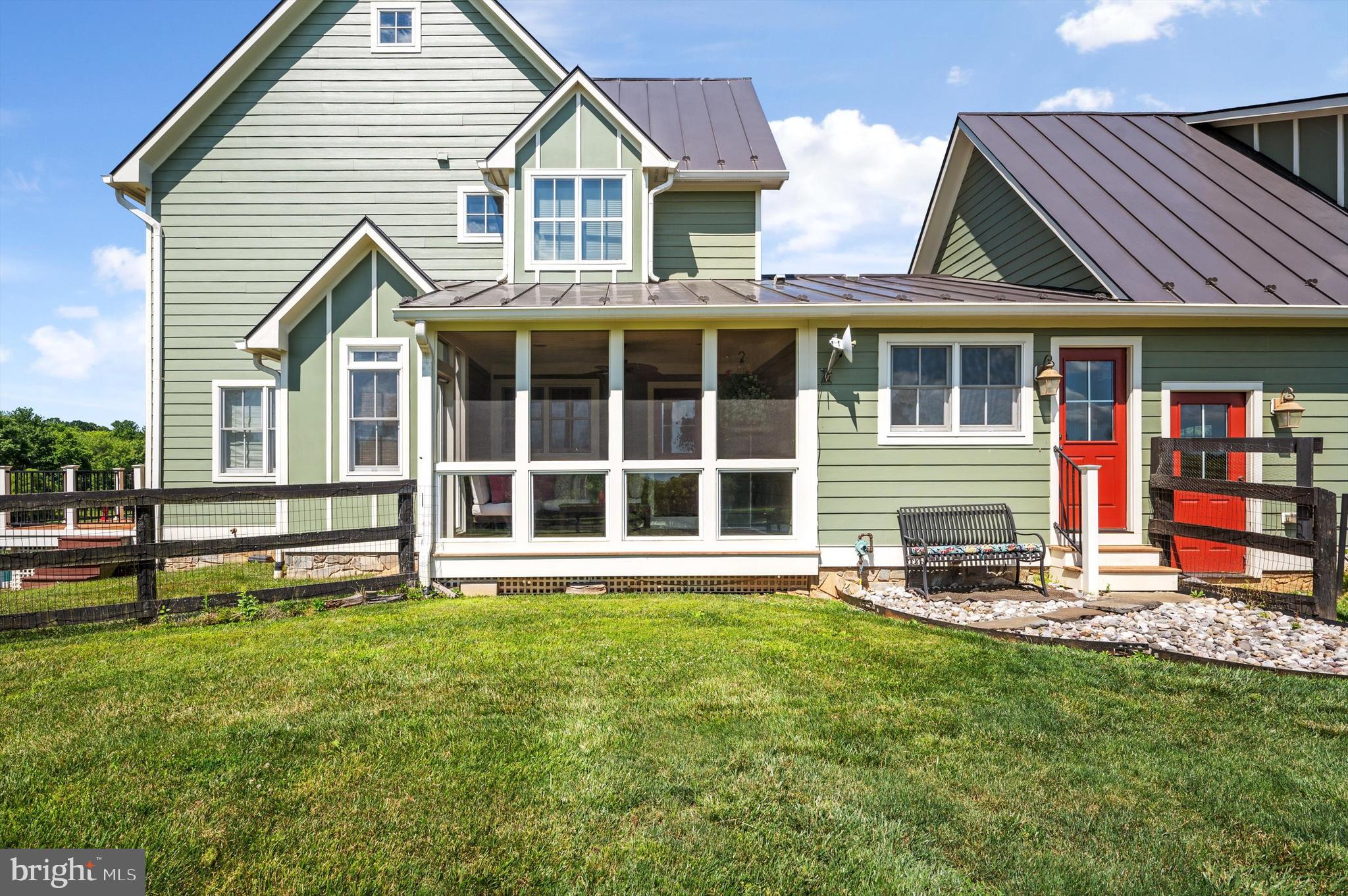 WATERFIELD HAMLET - Residential