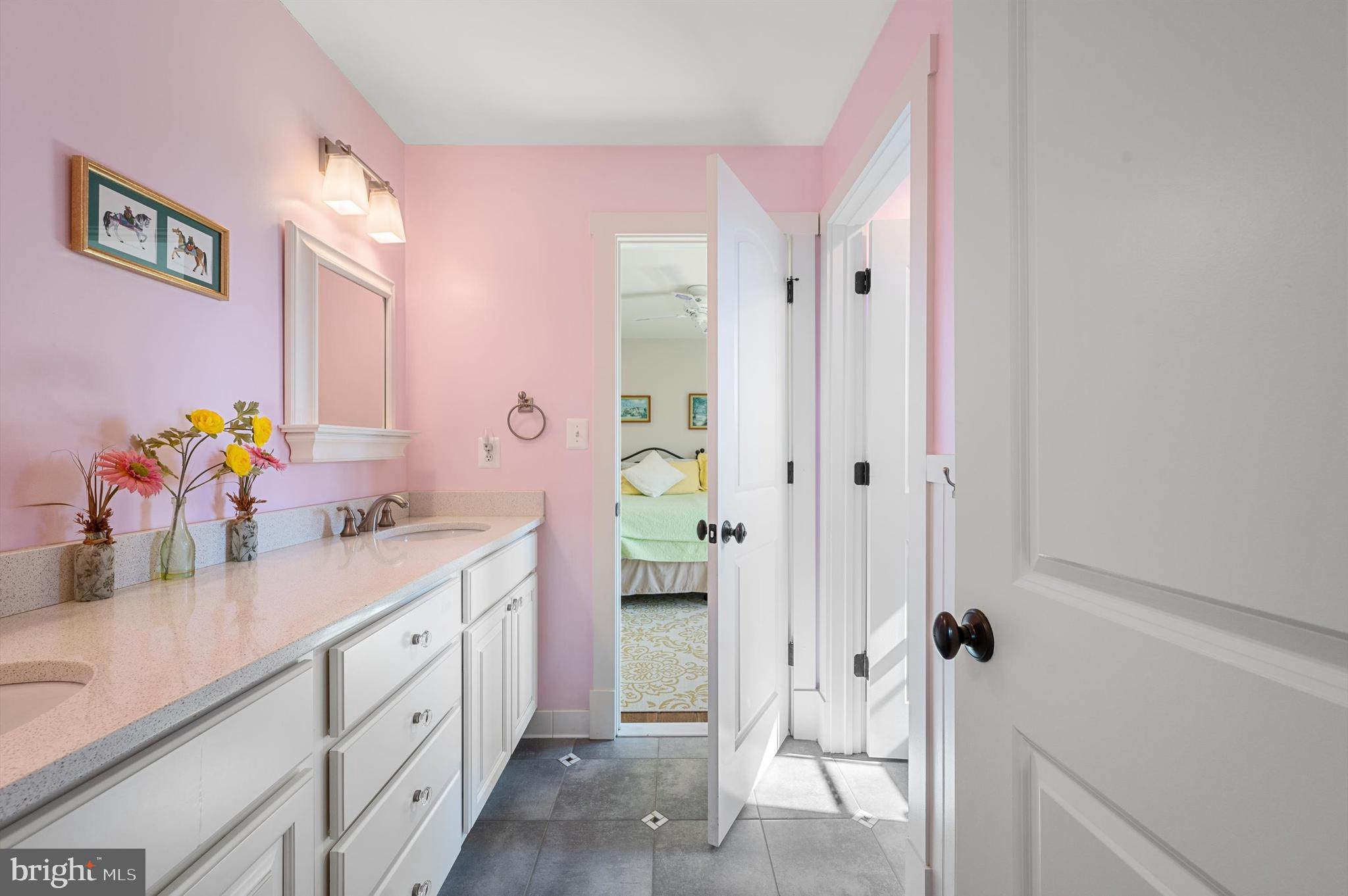 WATERFIELD HAMLET - Residential