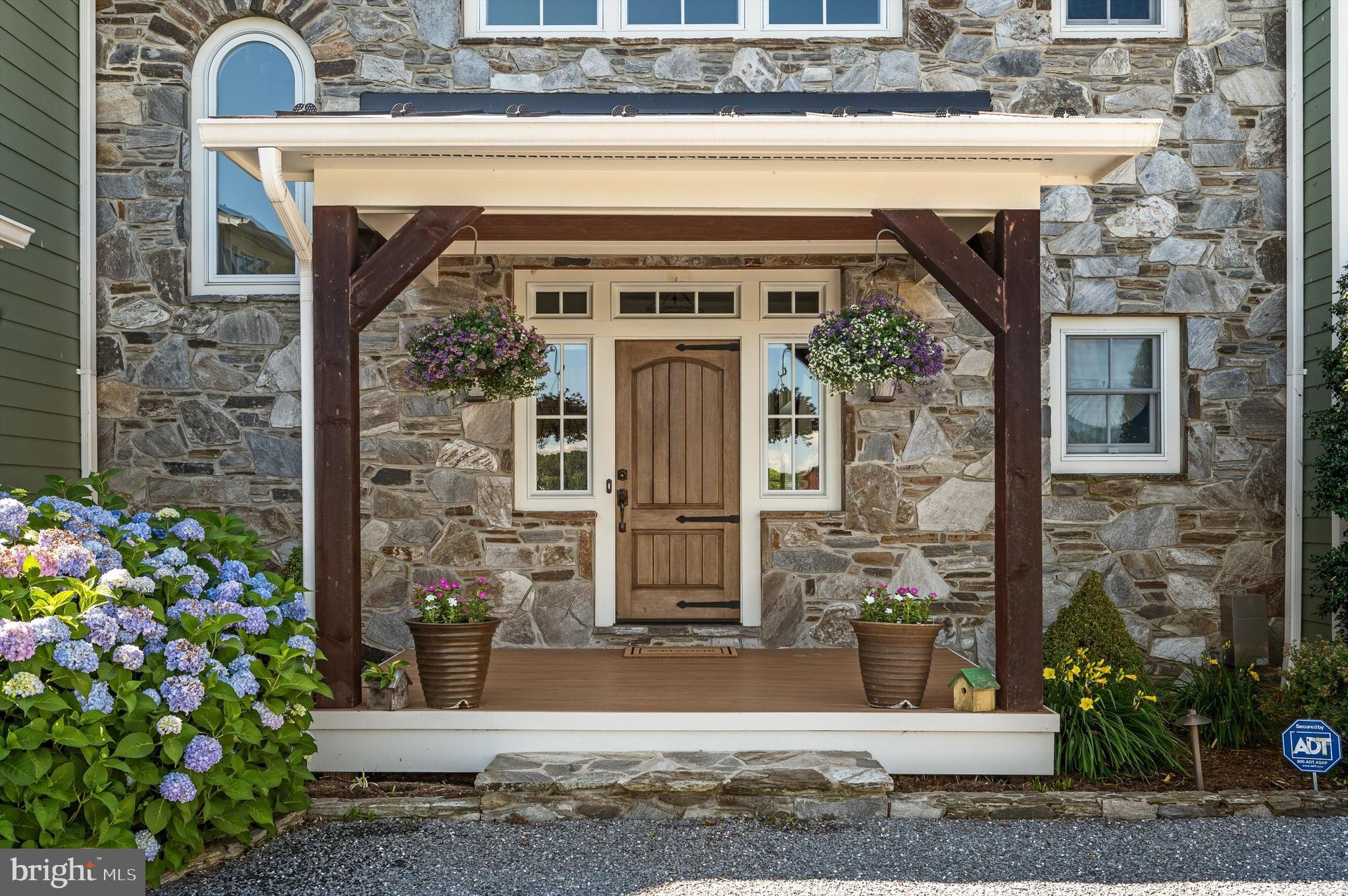 WATERFIELD HAMLET - Residential