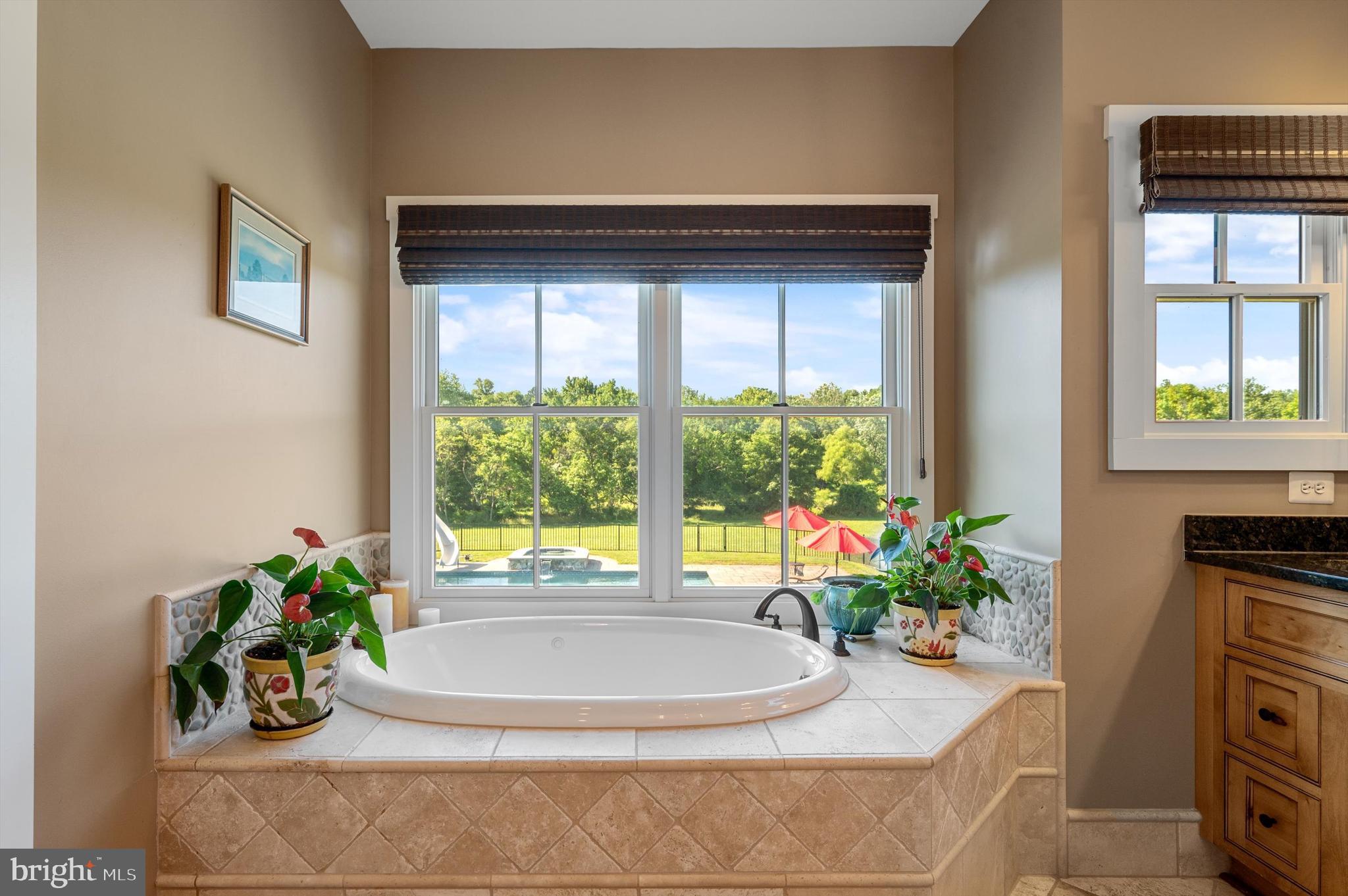 WATERFIELD HAMLET - Residential