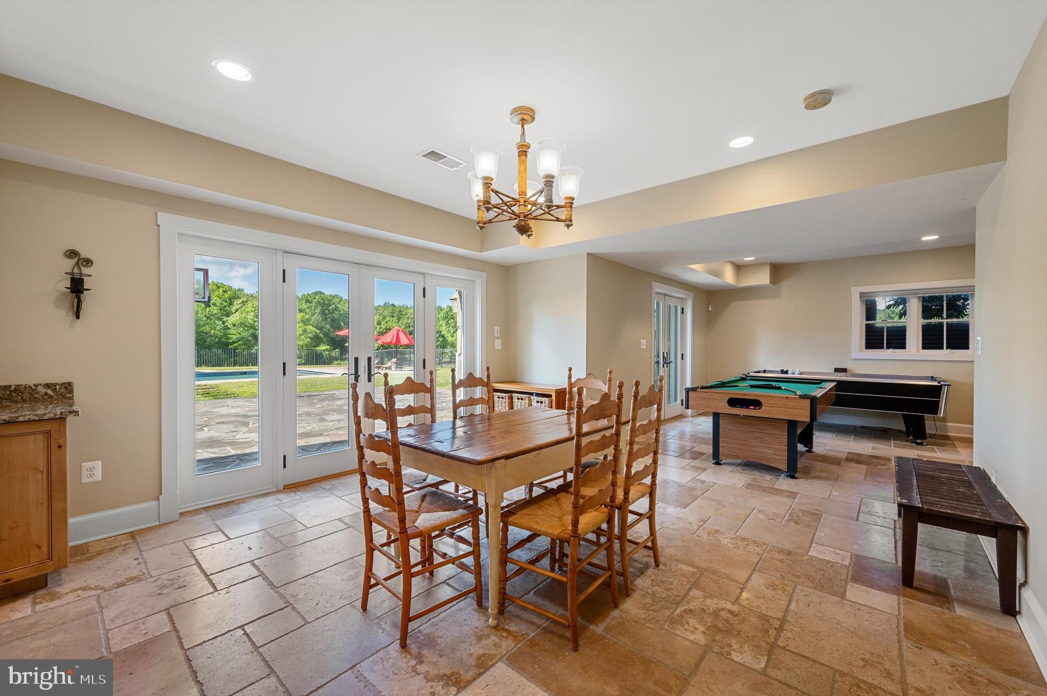 WATERFIELD HAMLET - Residential