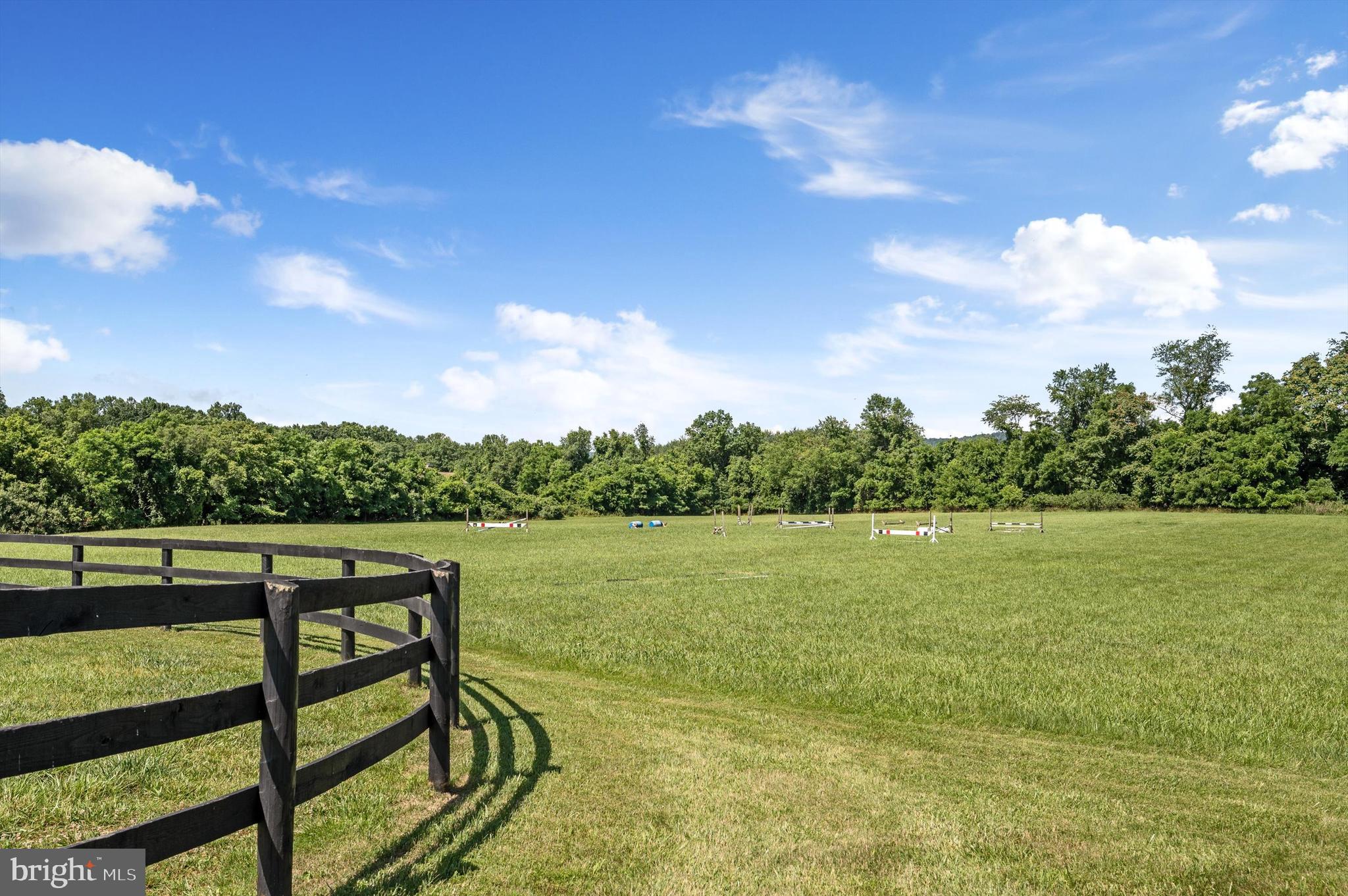 WATERFIELD HAMLET - Residential