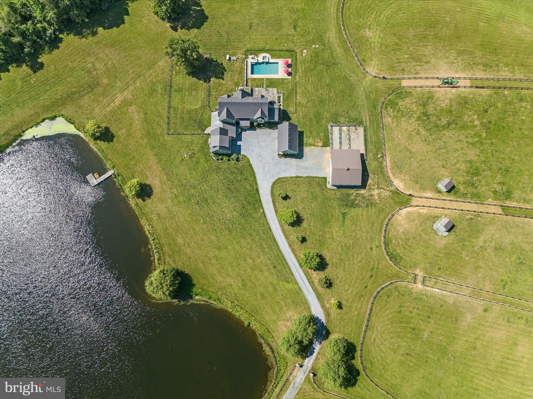 WATERFIELD HAMLET - Residential