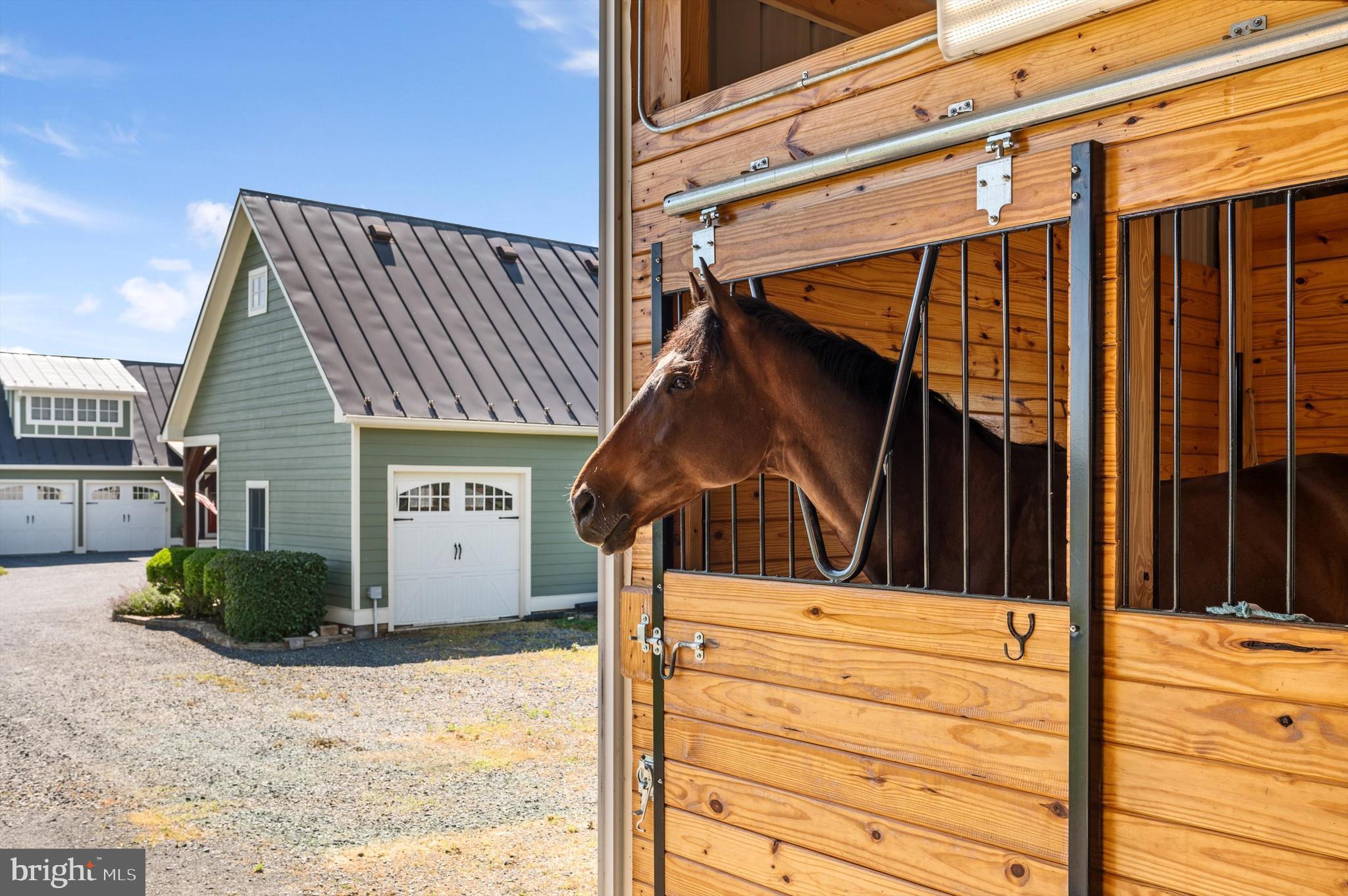 WATERFIELD HAMLET - Residential