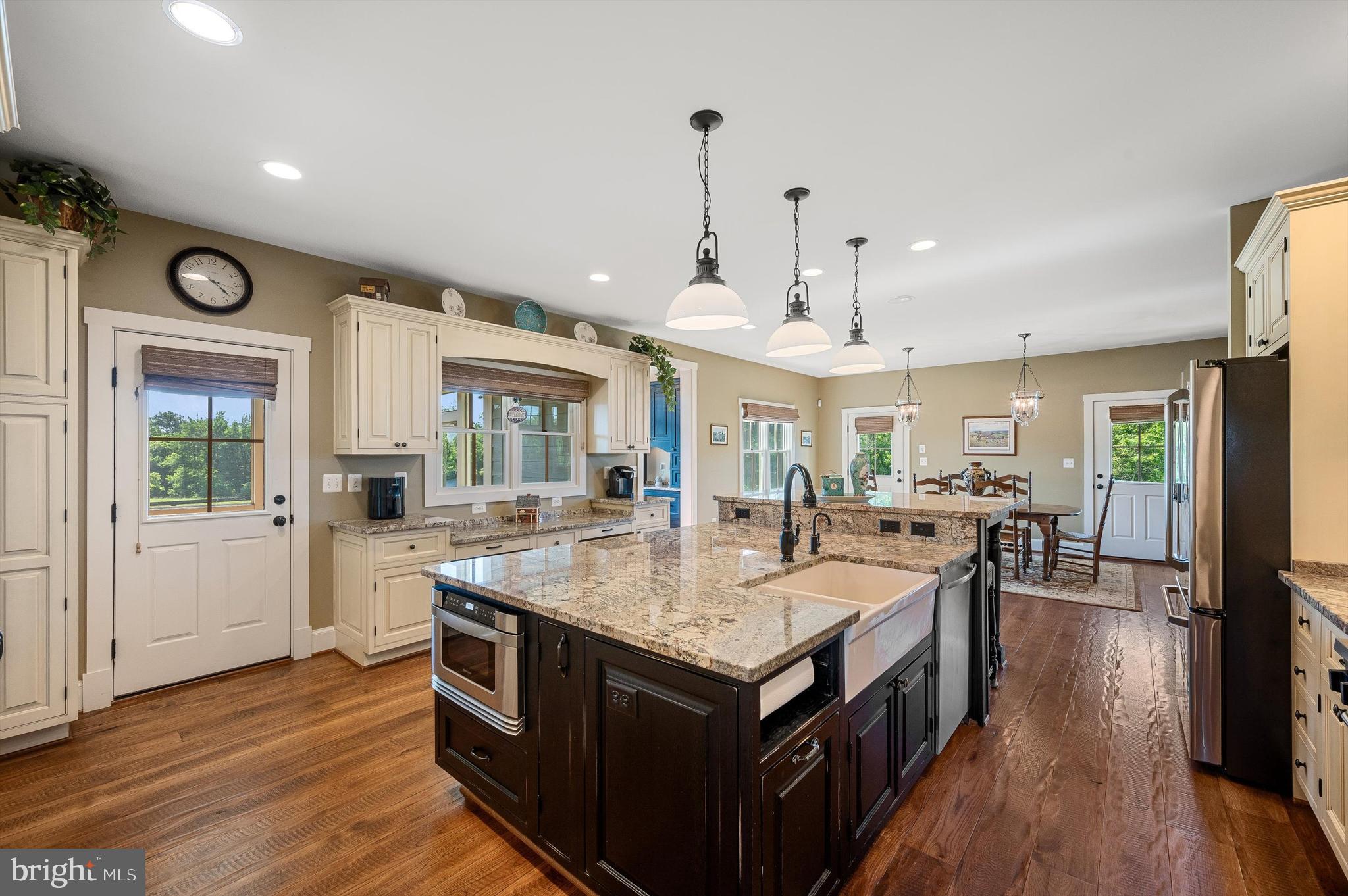 WATERFIELD HAMLET - Residential