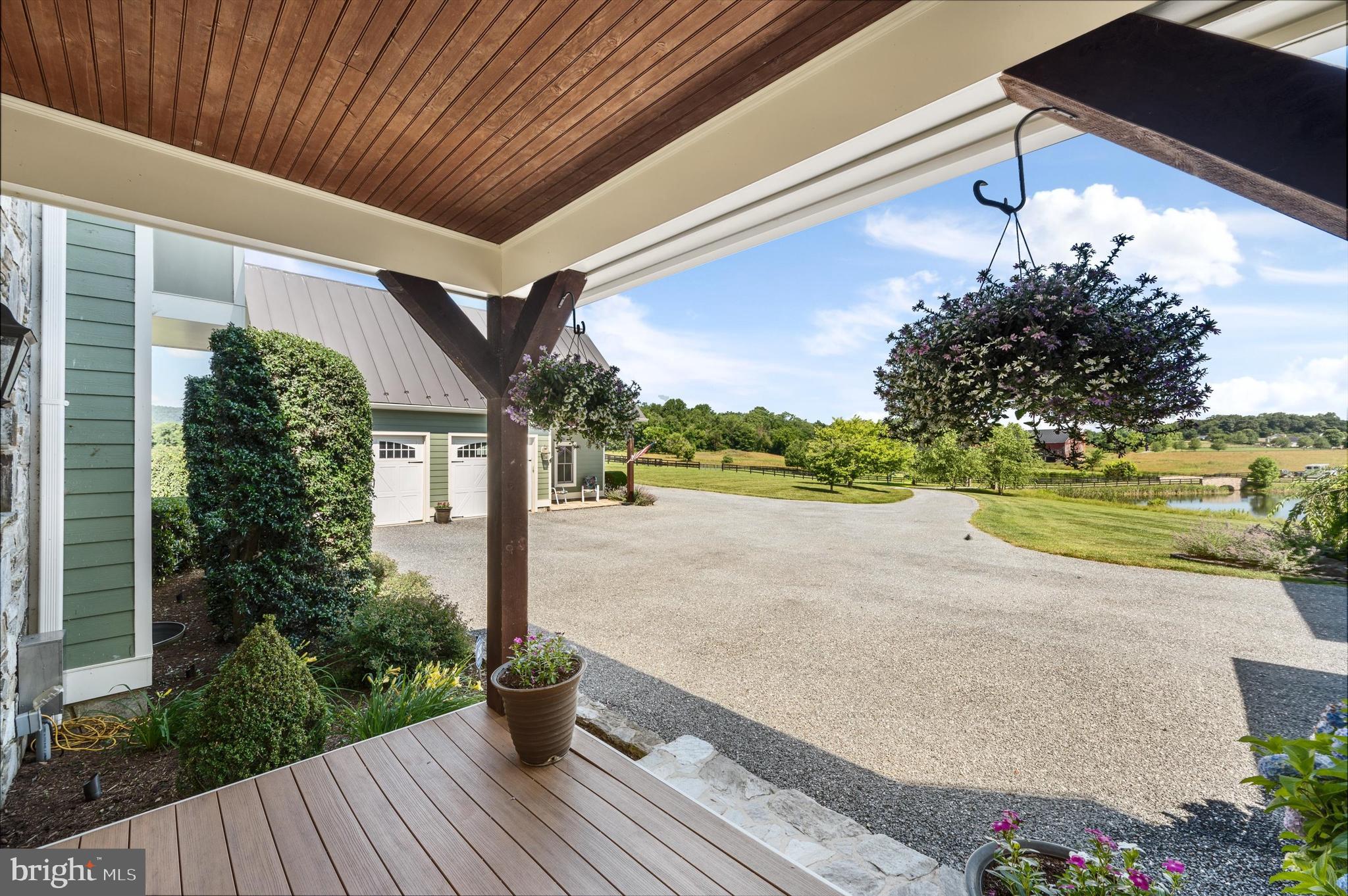 WATERFIELD HAMLET - Residential