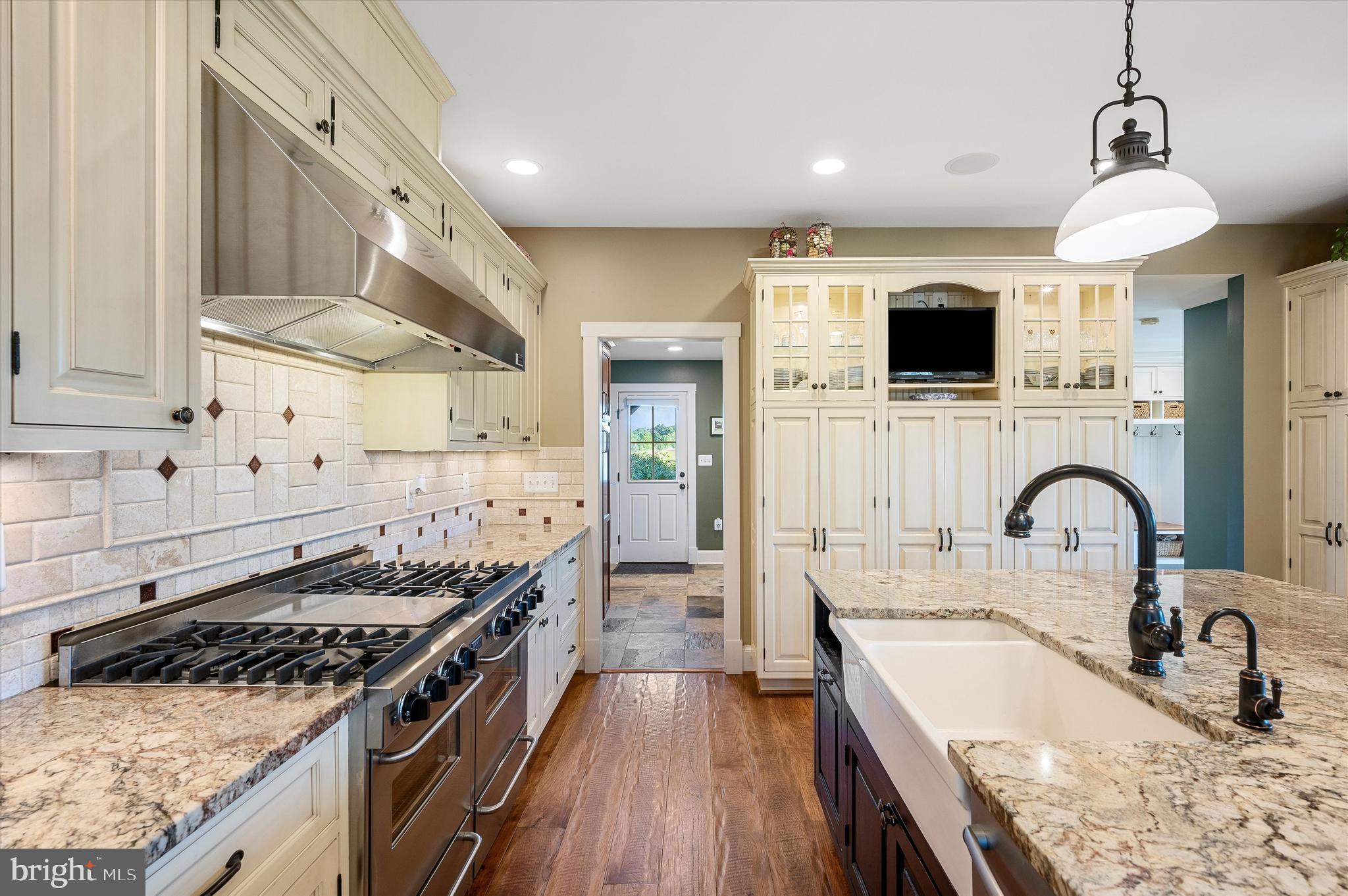 WATERFIELD HAMLET - Residential