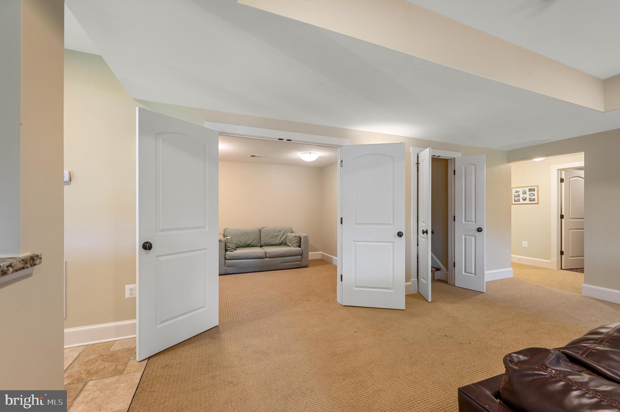 WATERFIELD HAMLET - Residential