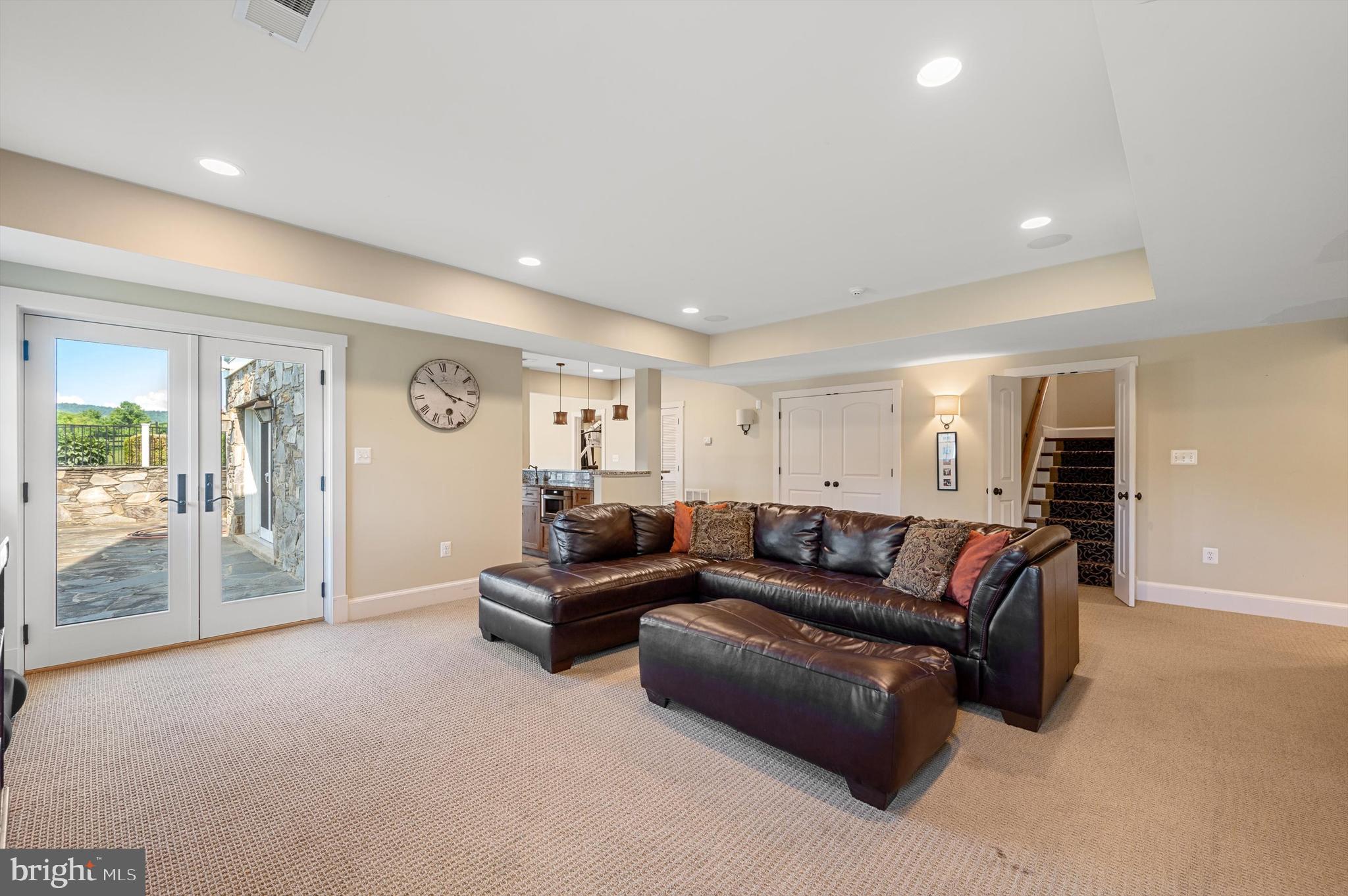 WATERFIELD HAMLET - Residential