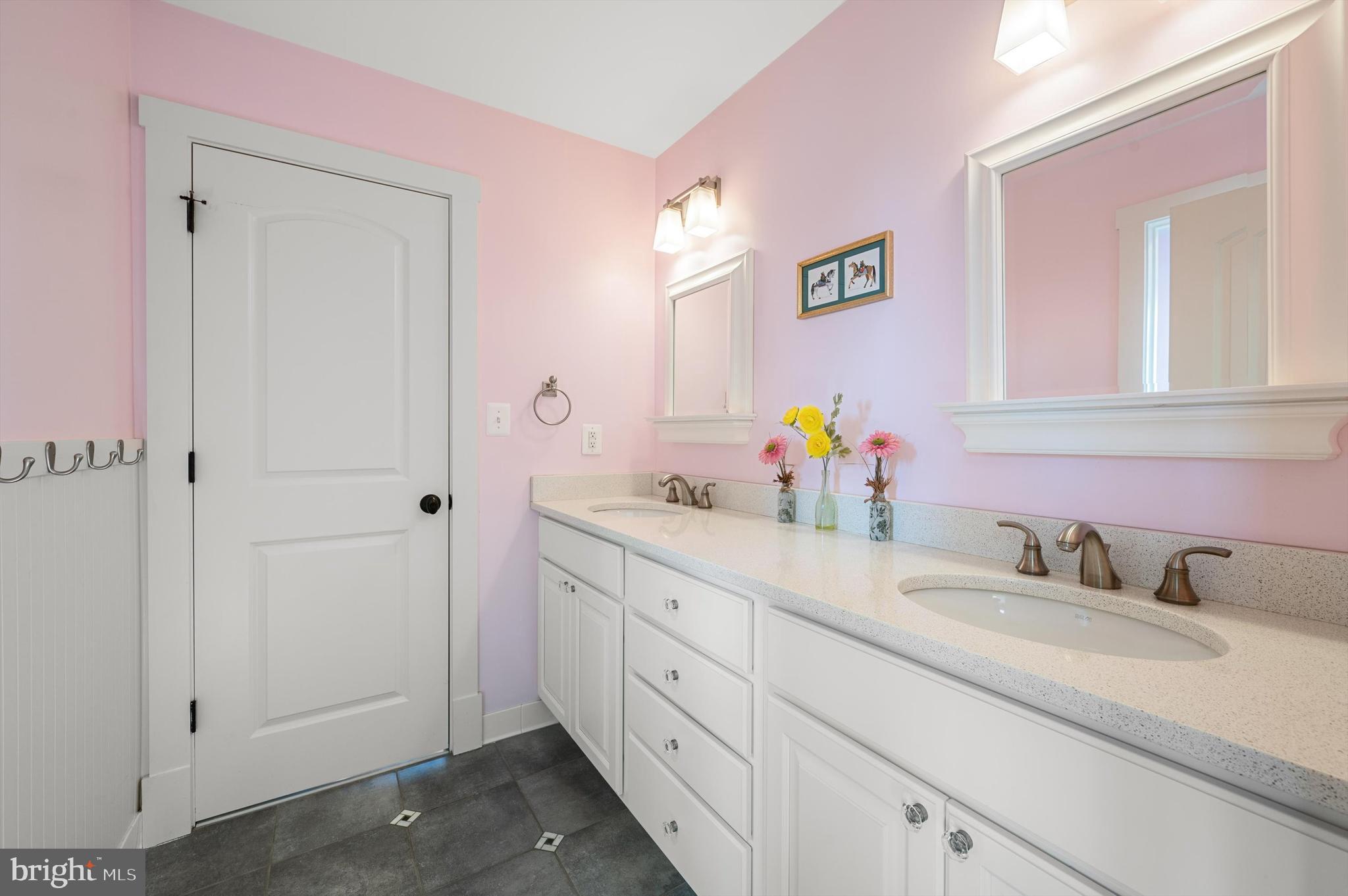 WATERFIELD HAMLET - Residential