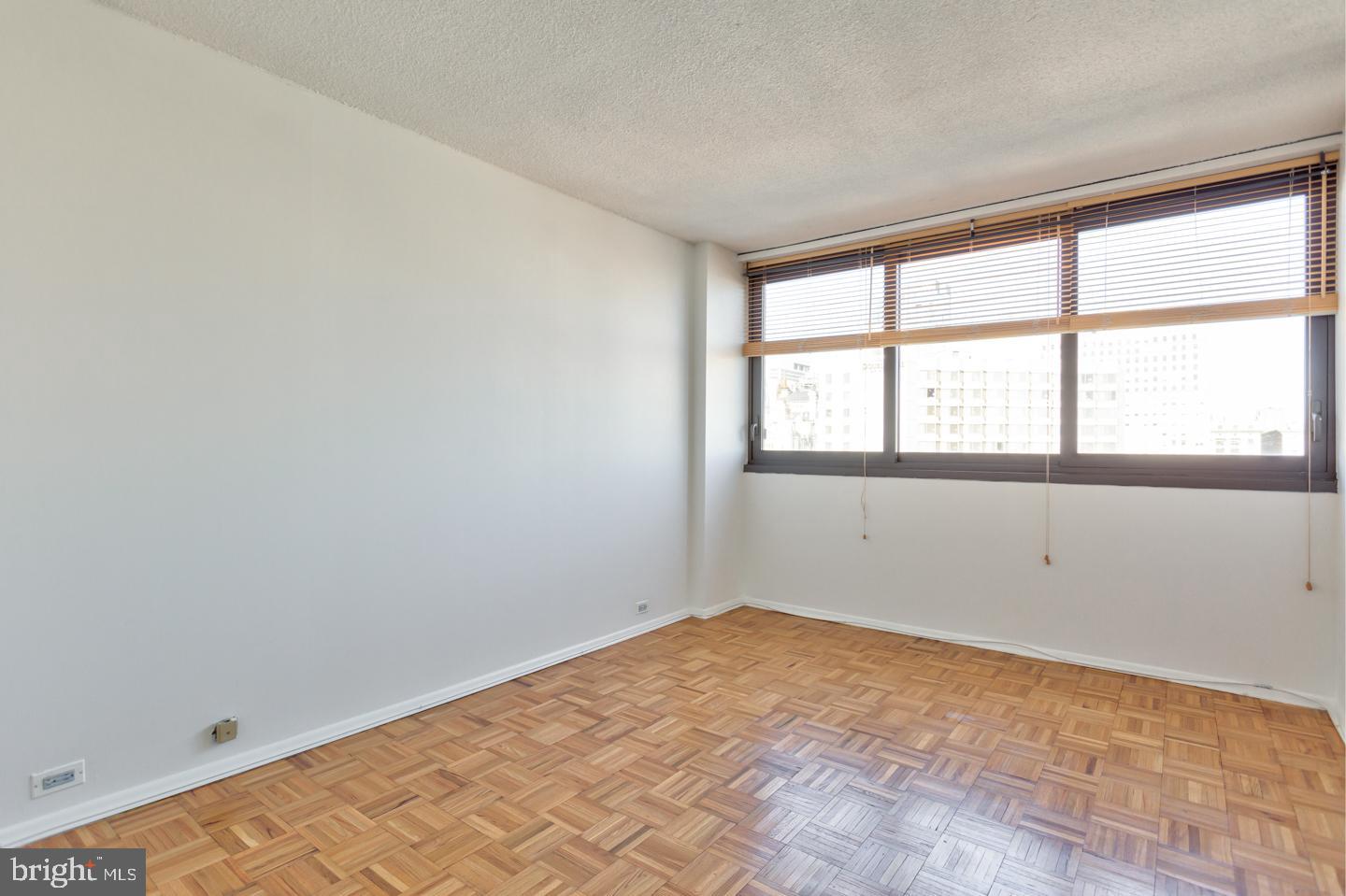 AVENUE OF THE ARTS - Residential Lease