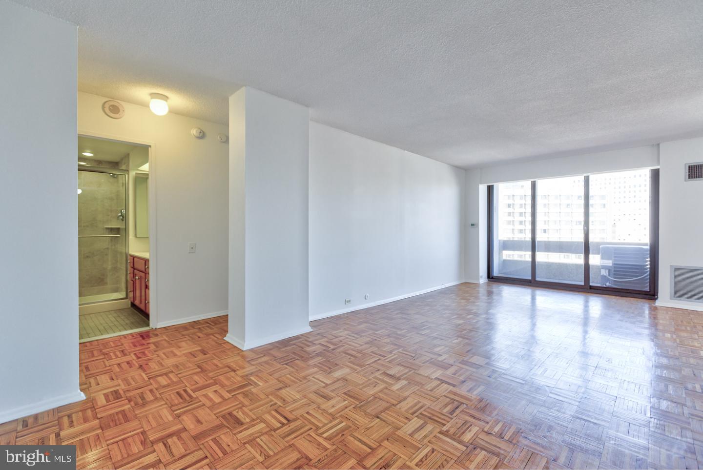 AVENUE OF THE ARTS - Residential Lease