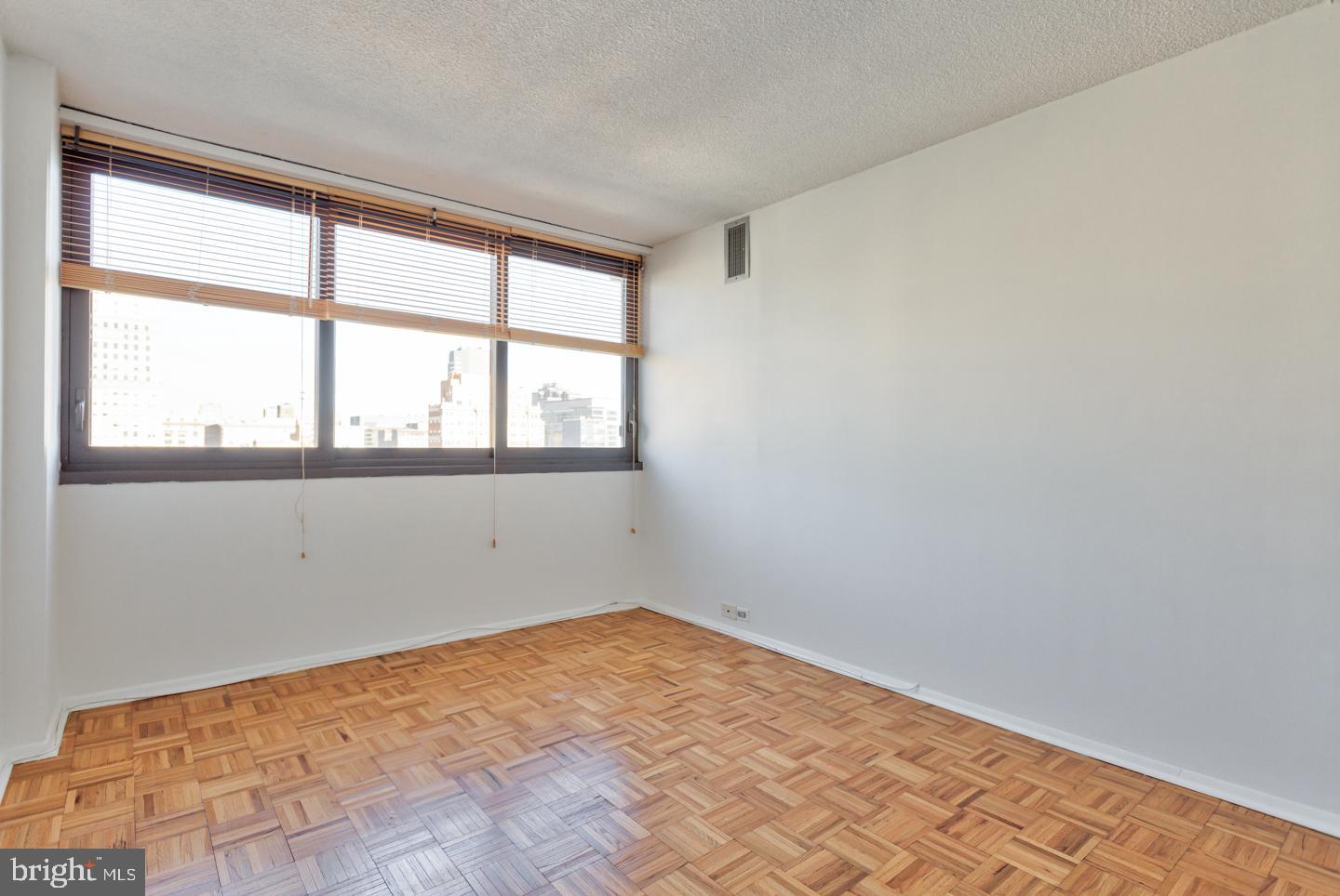 AVENUE OF THE ARTS - Residential Lease