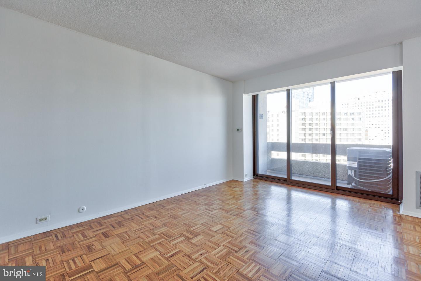 AVENUE OF THE ARTS - Residential Lease