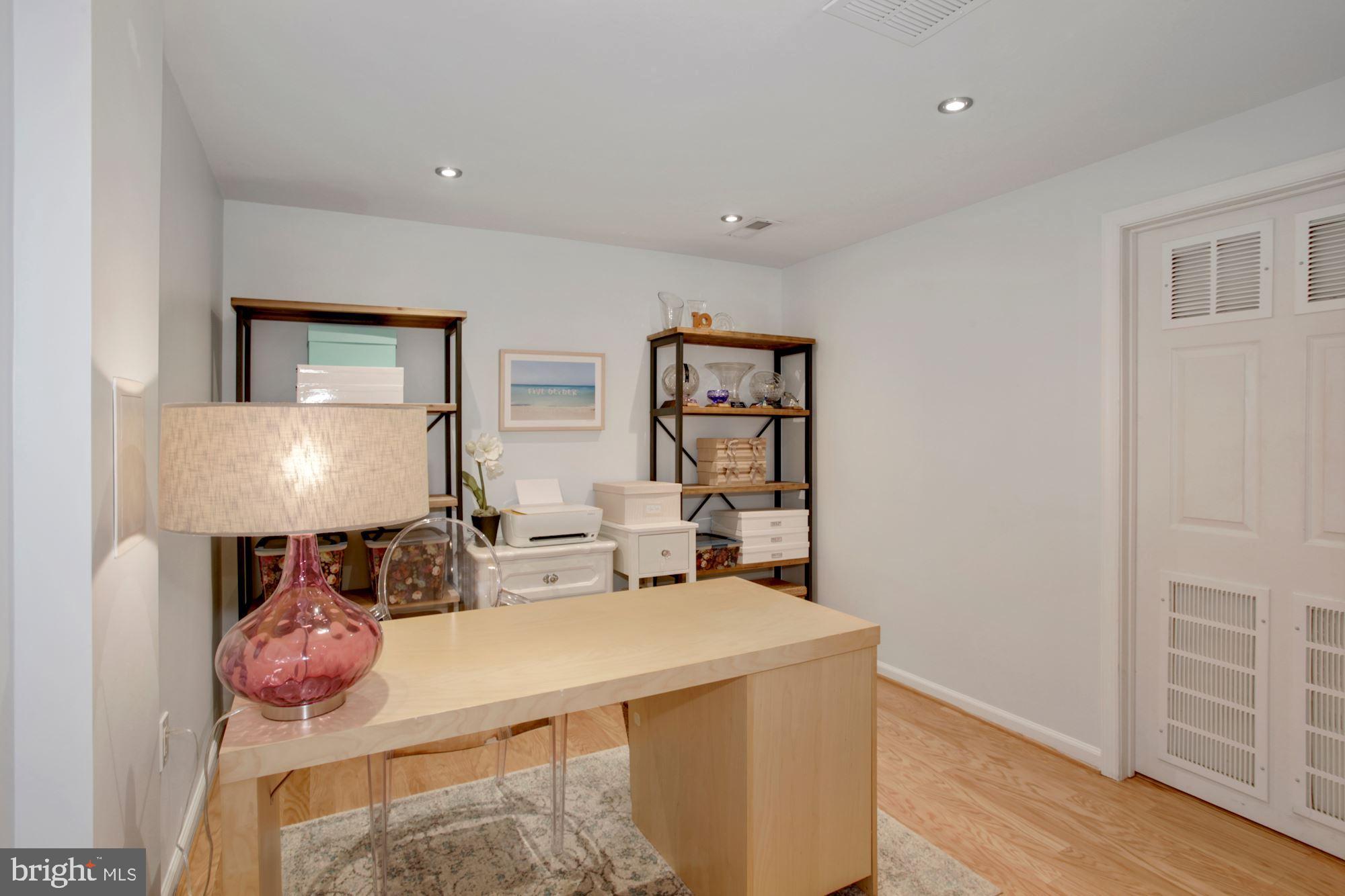 ORANGE HUNT ESTATES - Residential