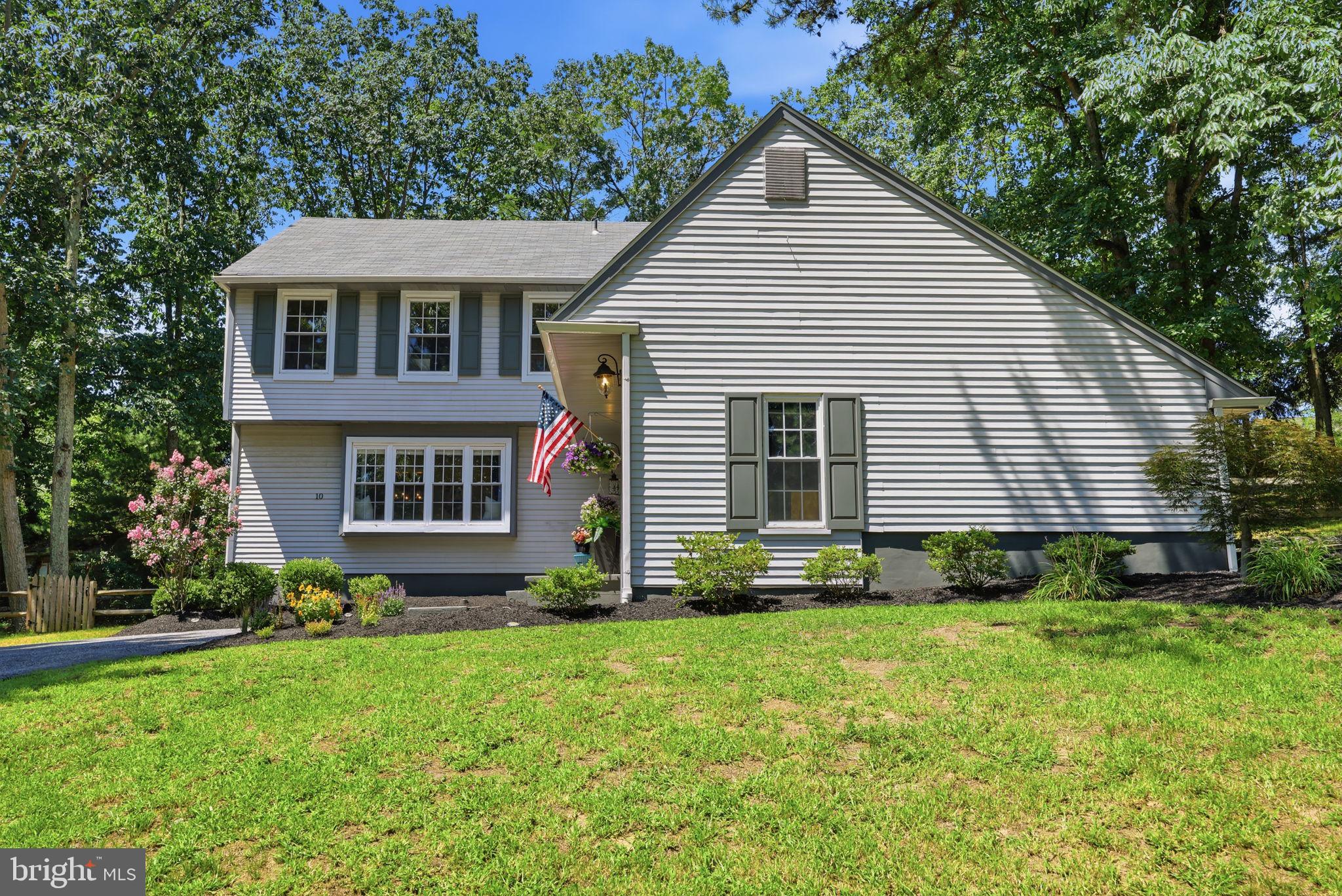 10 BEACON PLACE