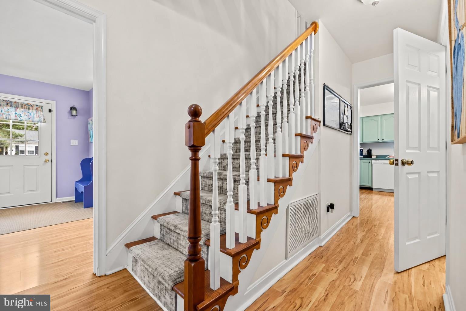 201 LARCH PLACE