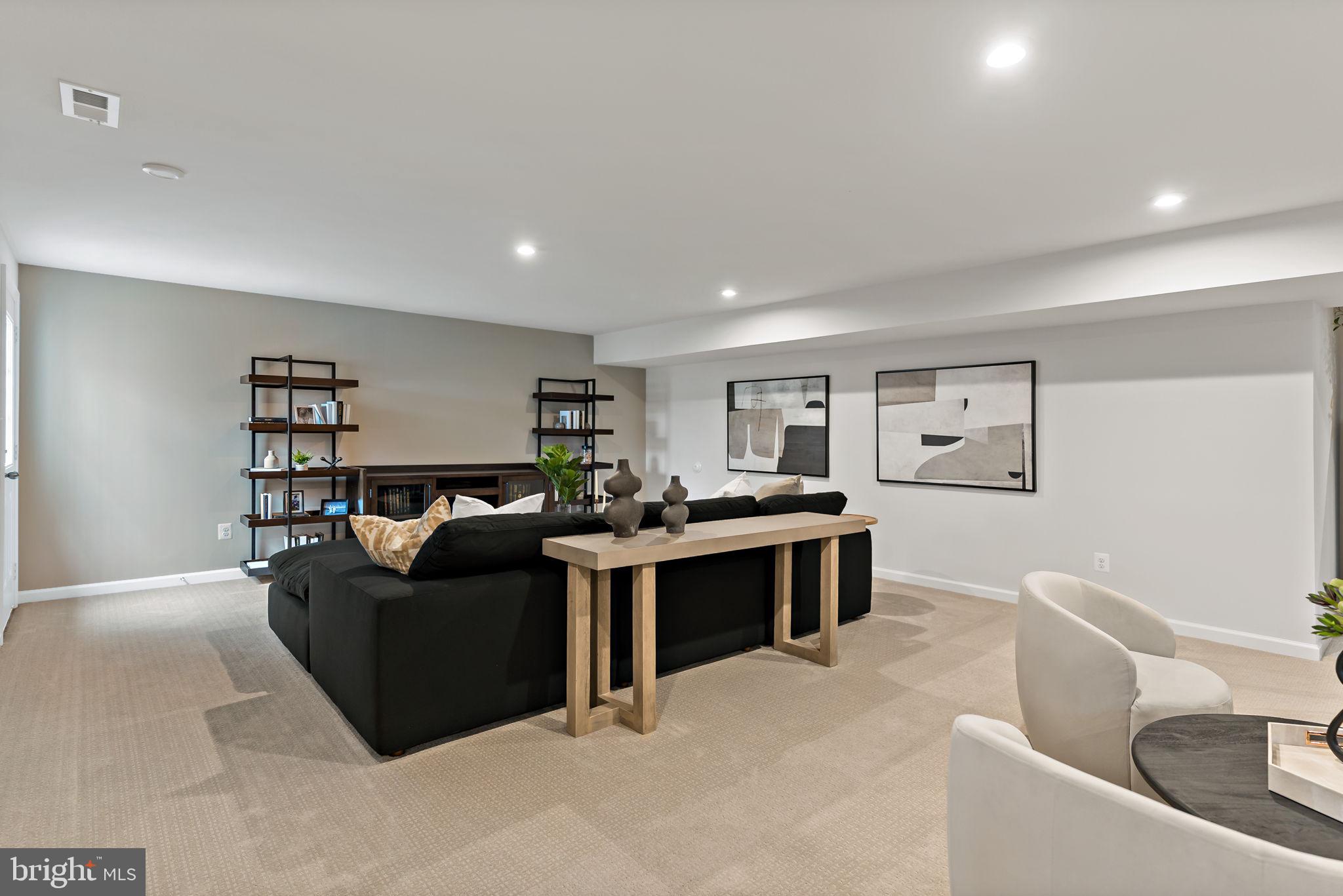 SOUTH BROOK - Residential