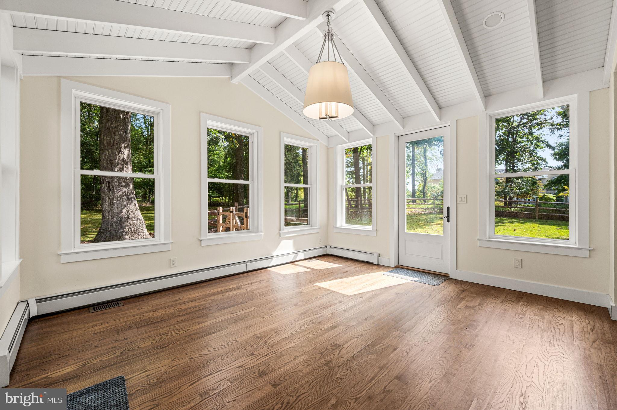 FOUR OAKS FARM - Residential Lease