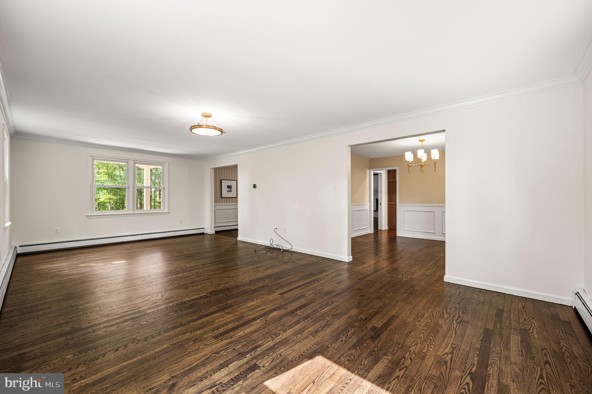 FOUR OAKS FARM - Residential Lease