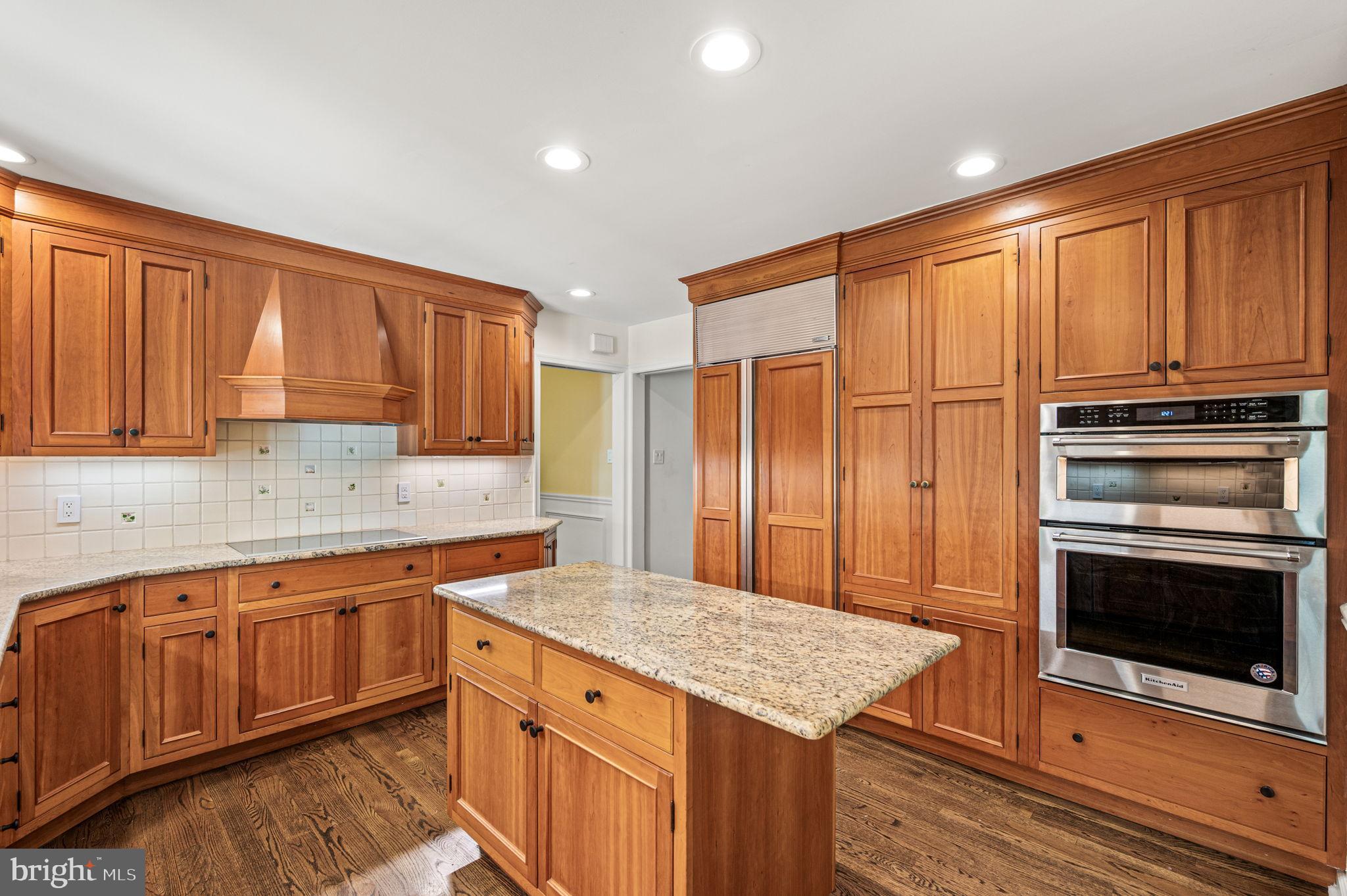 FOUR OAKS FARM - Residential Lease