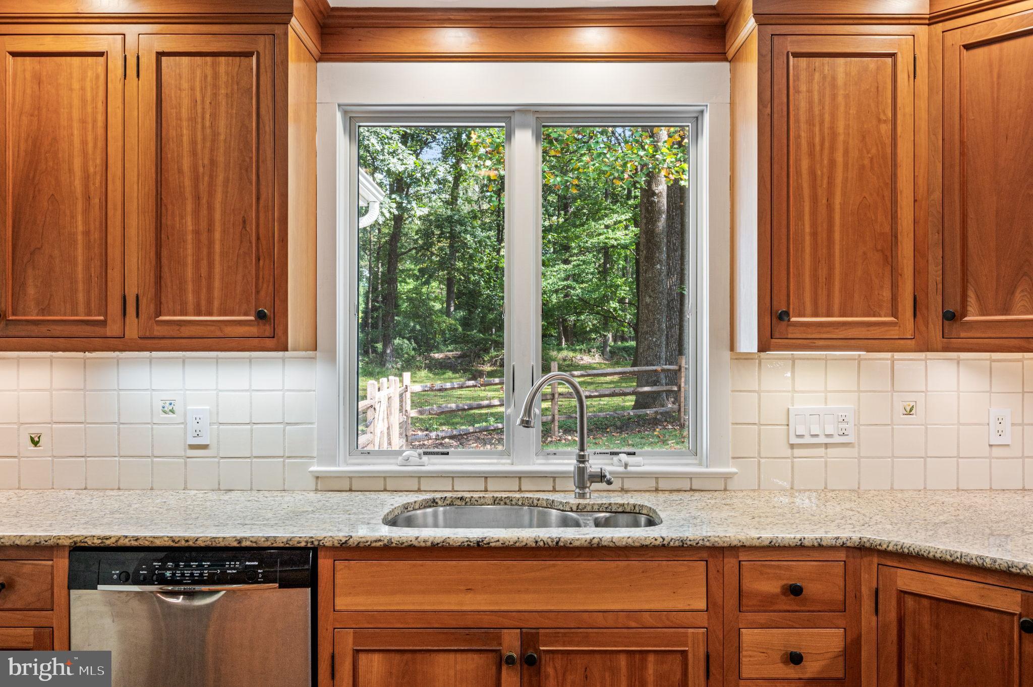 FOUR OAKS FARM - Residential Lease