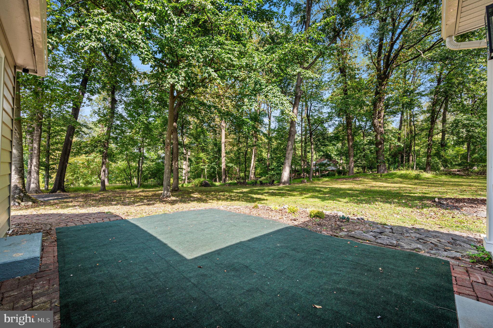 FOUR OAKS FARM - Residential Lease