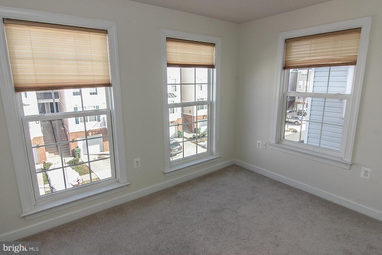 COPPERMINE CROSSING - Residential