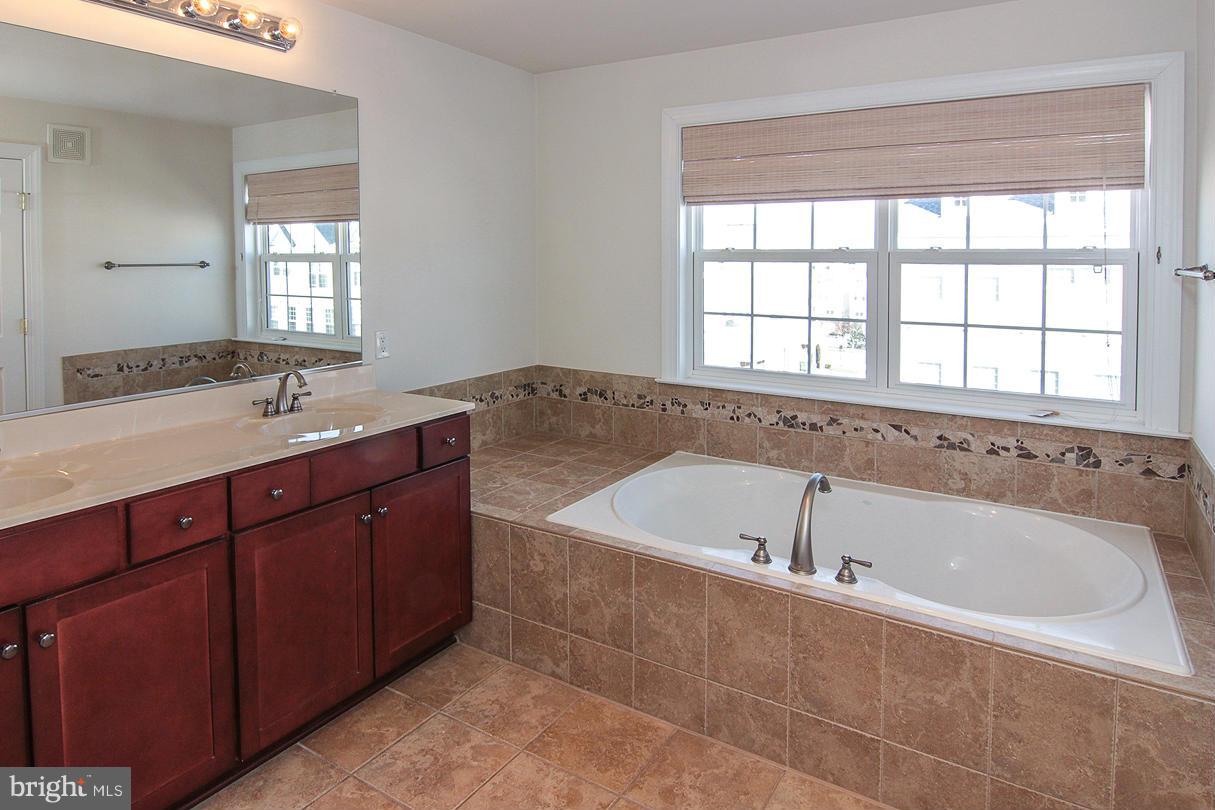 COPPERMINE CROSSING - Residential