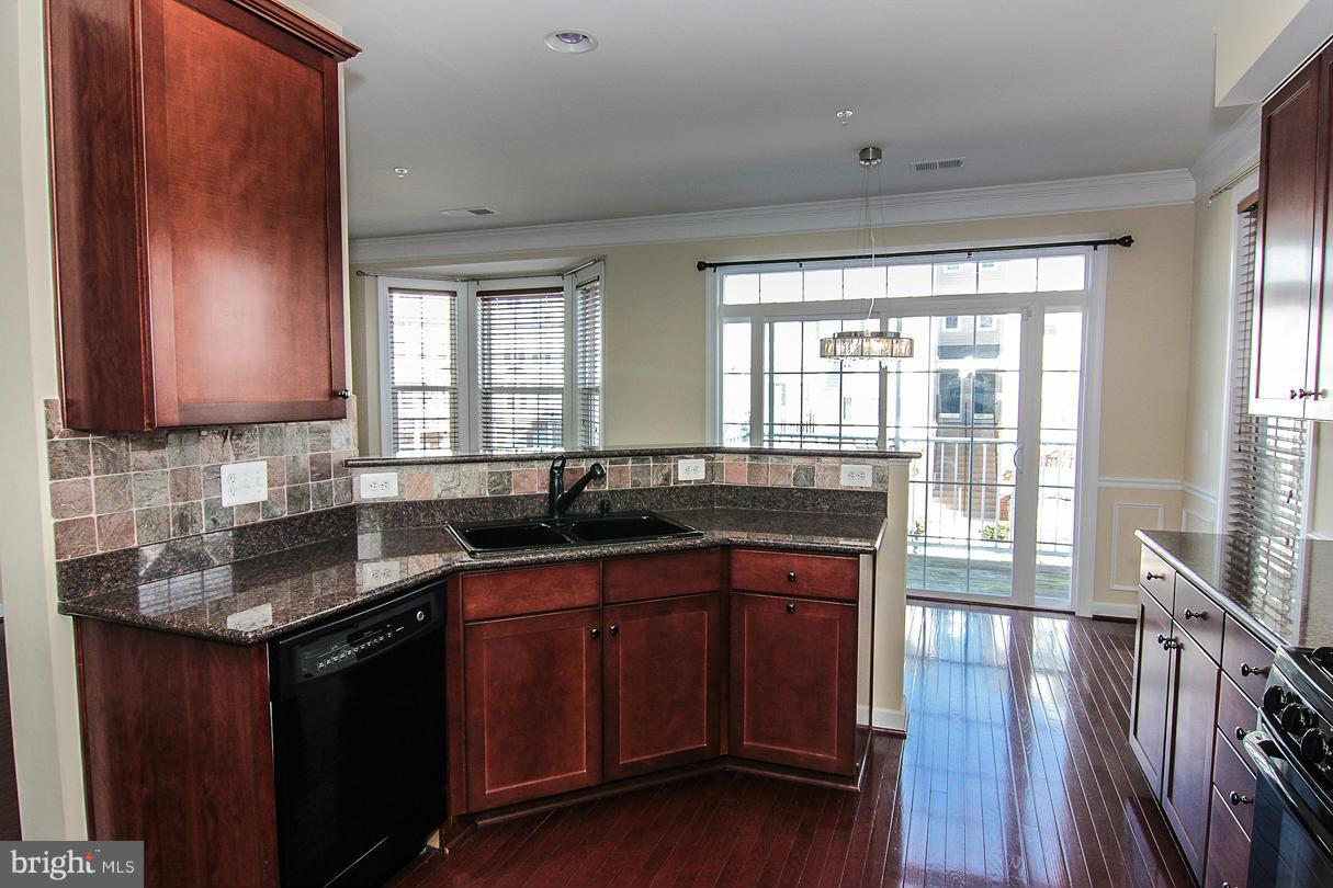 COPPERMINE CROSSING - Residential