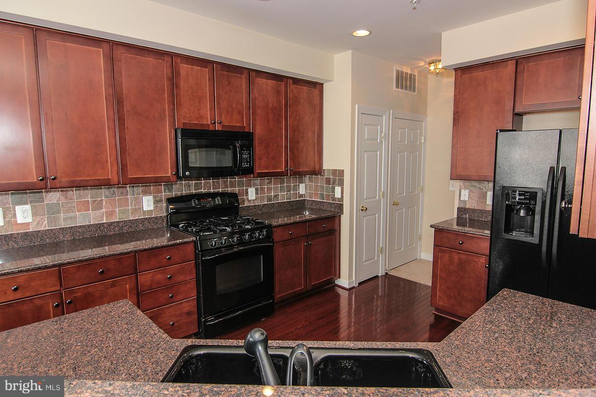 COPPERMINE CROSSING - Residential