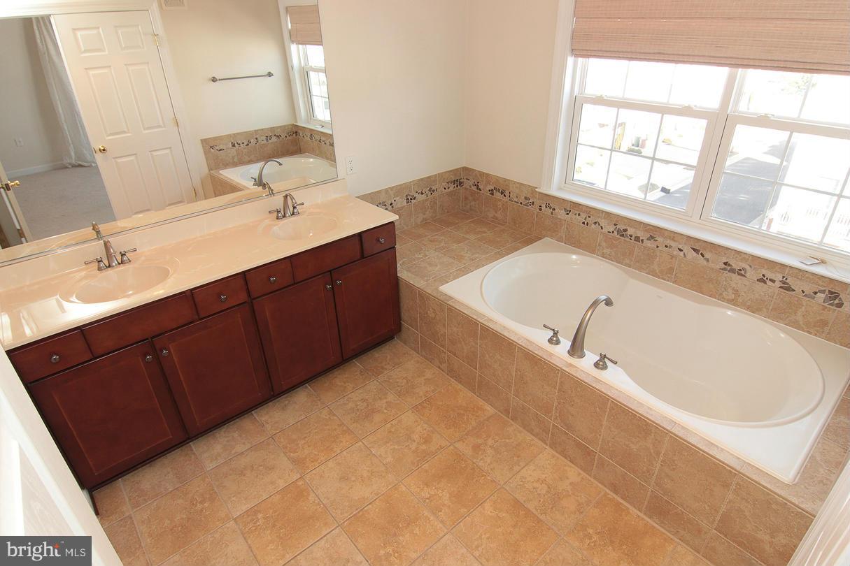 COPPERMINE CROSSING - Residential