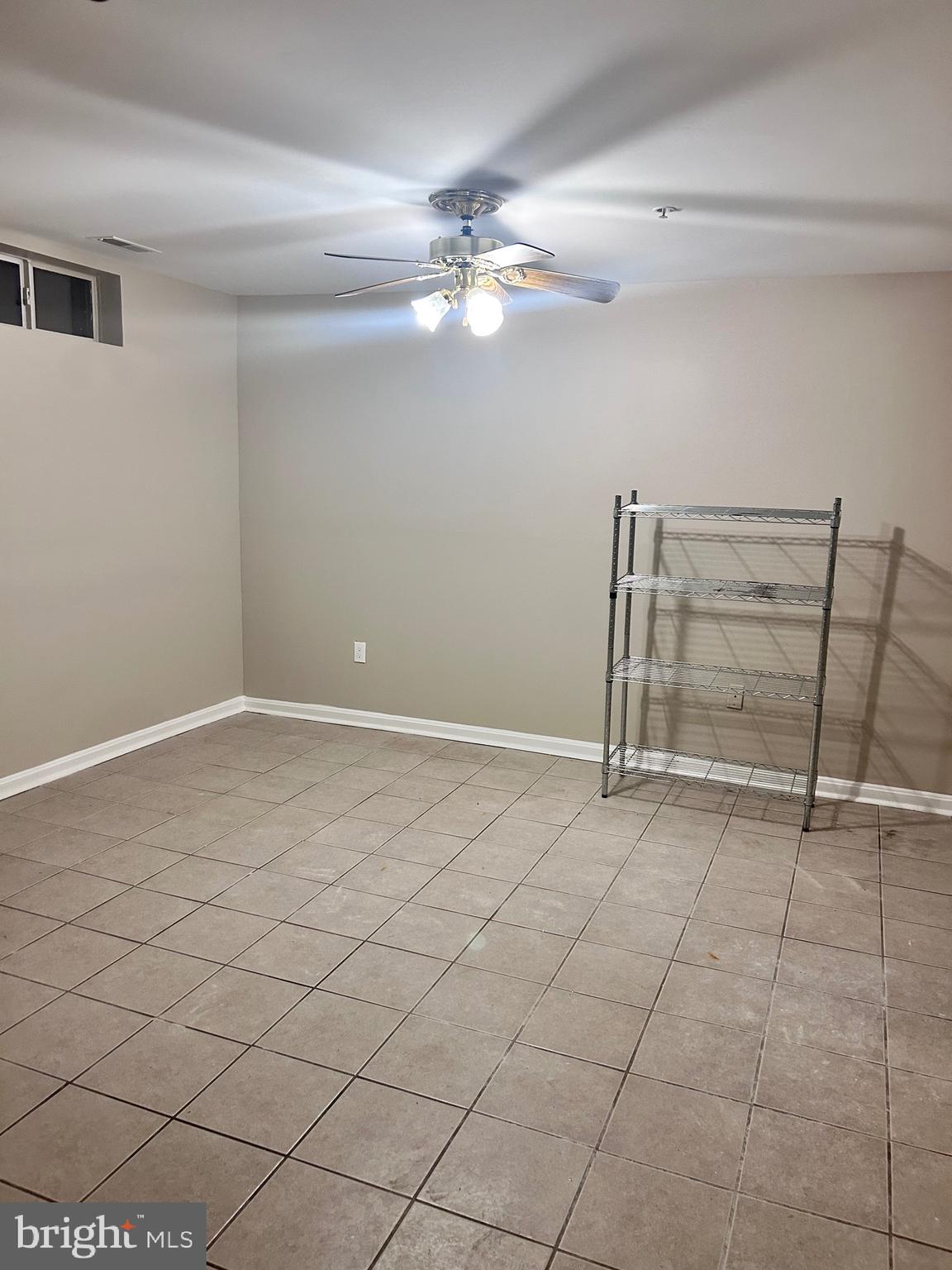 SEVEN OAKS - Residential Lease