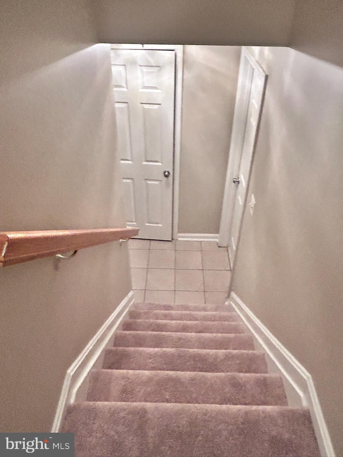 SEVEN OAKS - Residential Lease