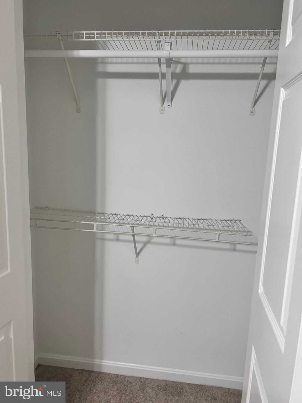 SEVEN OAKS - Residential Lease